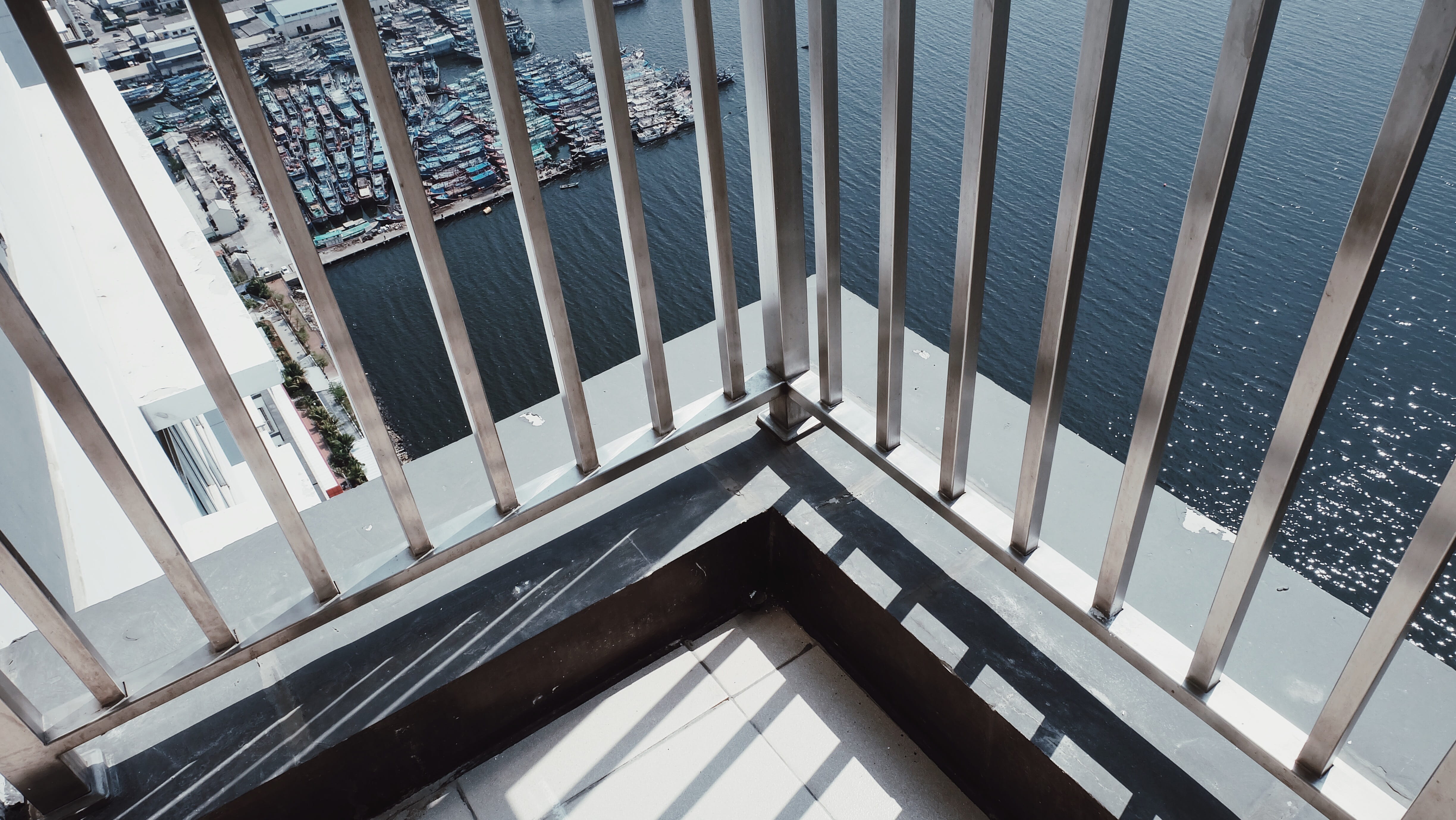 bars, indoors, architecture, x-a2, wood - material, metal, building, high angle view, house, glass - material, modern, balcony, pattern, 4K, in a row, HD Wallpaper