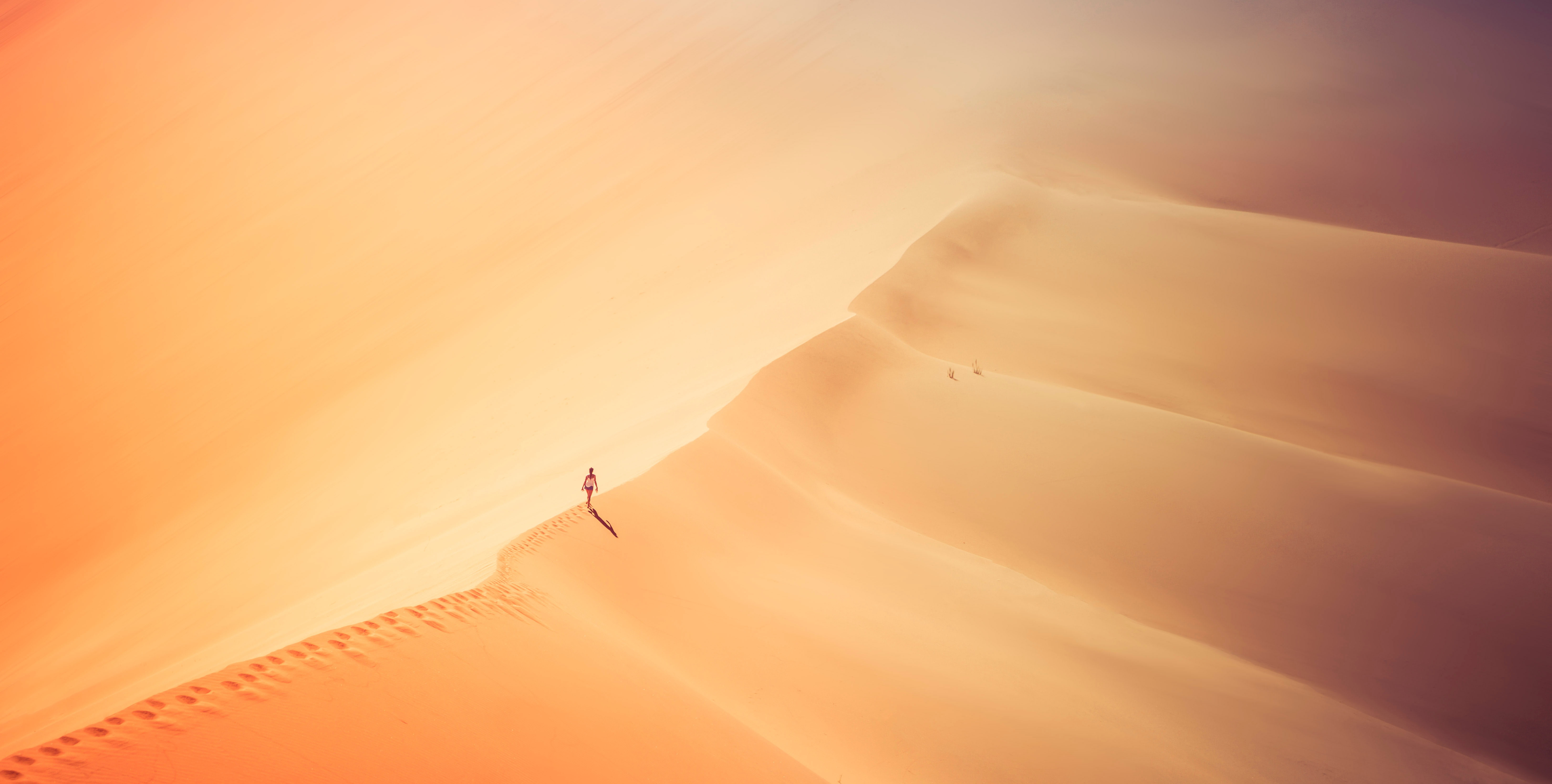 remote, tranquility, distant, one person, nature, landscape, Alone, beauty in nature, Desert, scenics - nature, environment, 5K, adventure, 5K, arid climate, HD Wallpaper