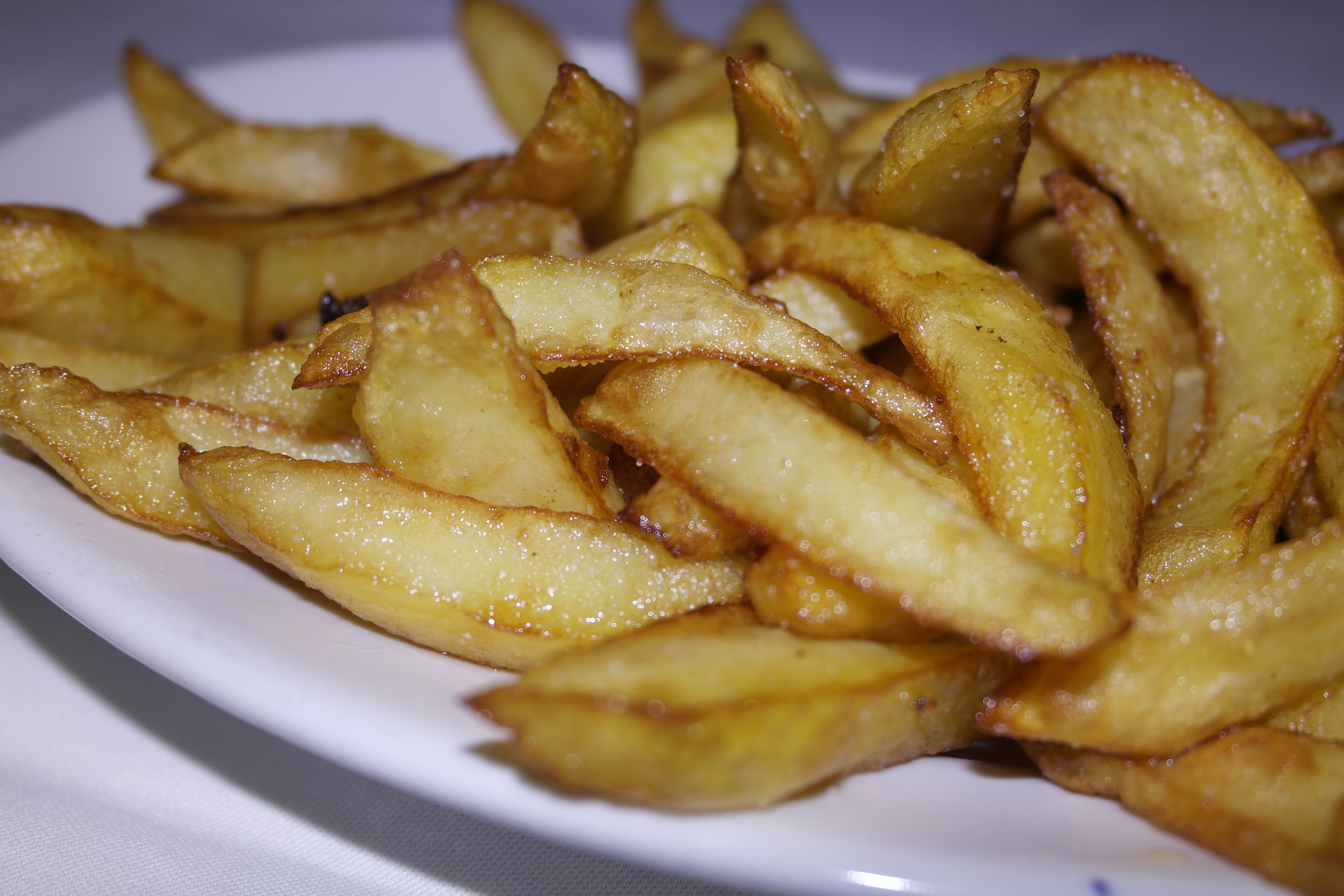 close-up, deep fried, Lunch, Eat, typical, french fries, italian cuisine, meal, Dinner, gastronomy, still life, ready-to-eat, unhealthy eating, food, fast food french fries, HD Wallpaper