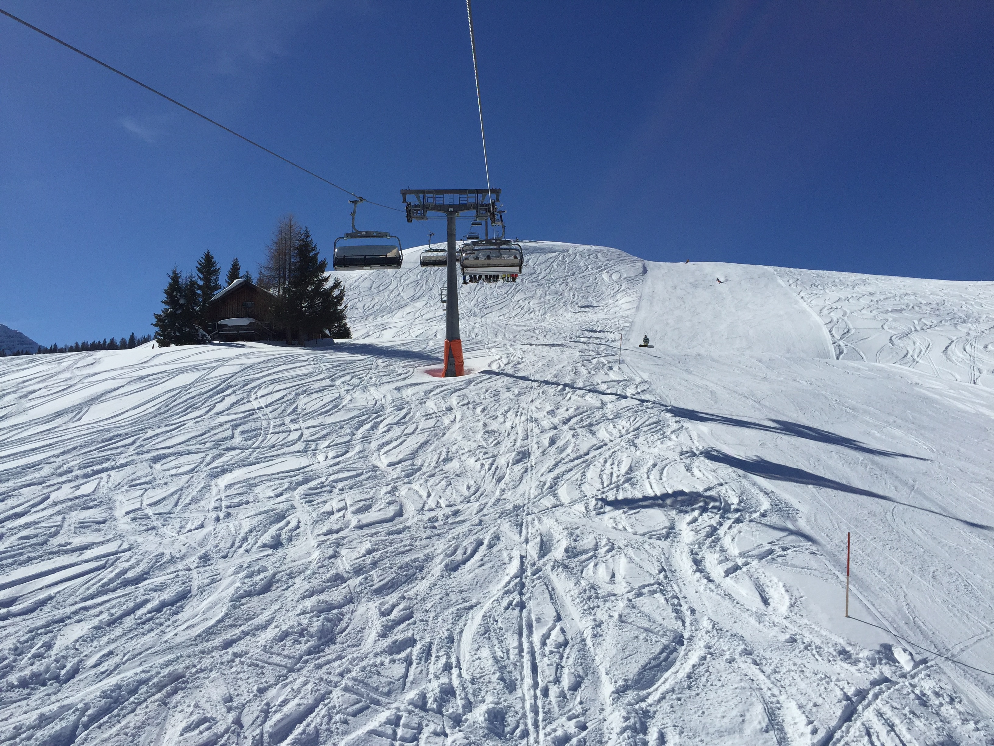 scenics - nature, blue, non-urban scene, cable, sport, ski lift, beauty in nature, ski run, environment, leisure, mountain, sky, white color, runway, snowcapped mountain, HD Wallpaper
