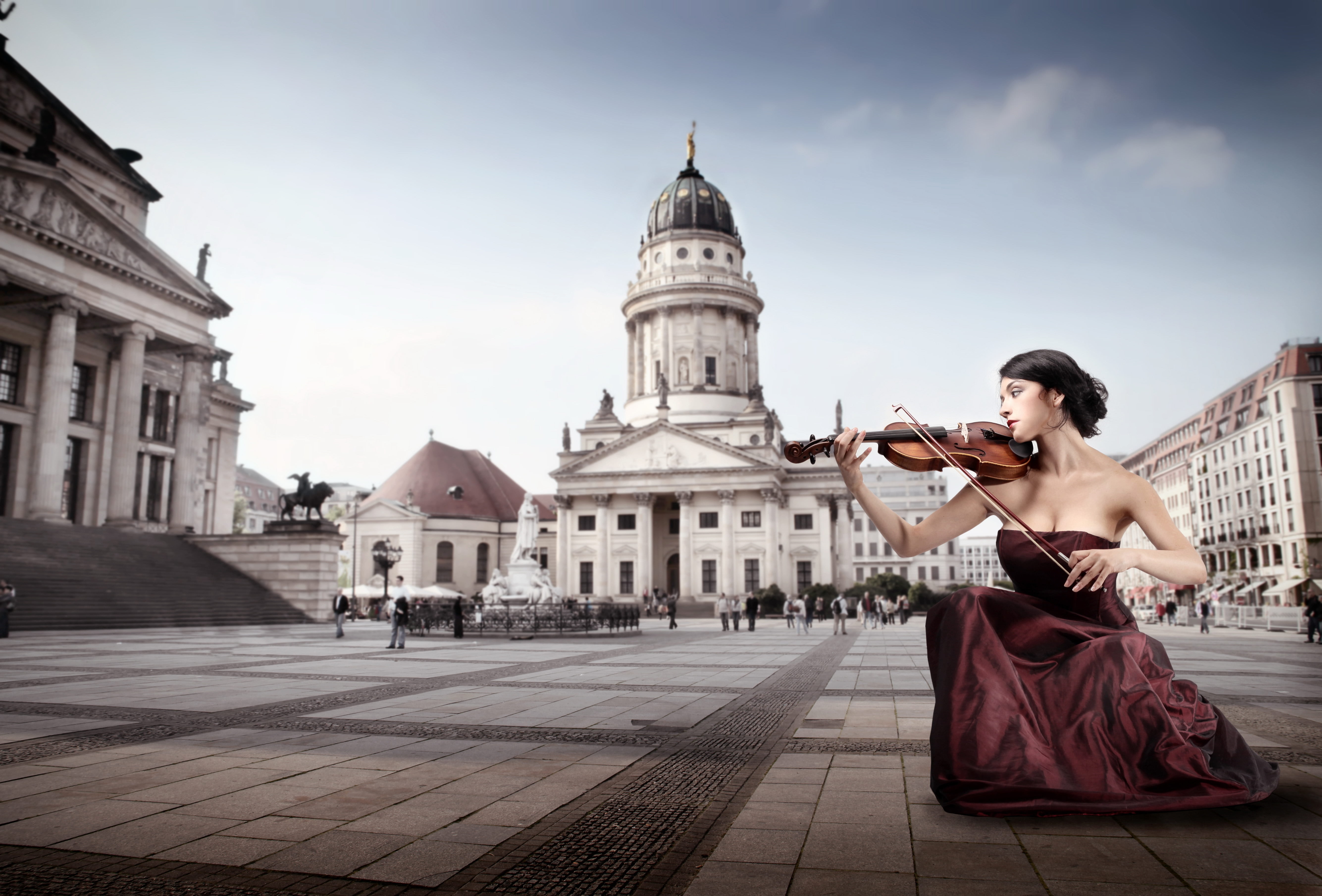 place of worship, urban Scene, travel, built structure, music, s, europe, sky, tourism, italy, maroon, females, clothing, building, violinist, outdoors, HD Wallpaper