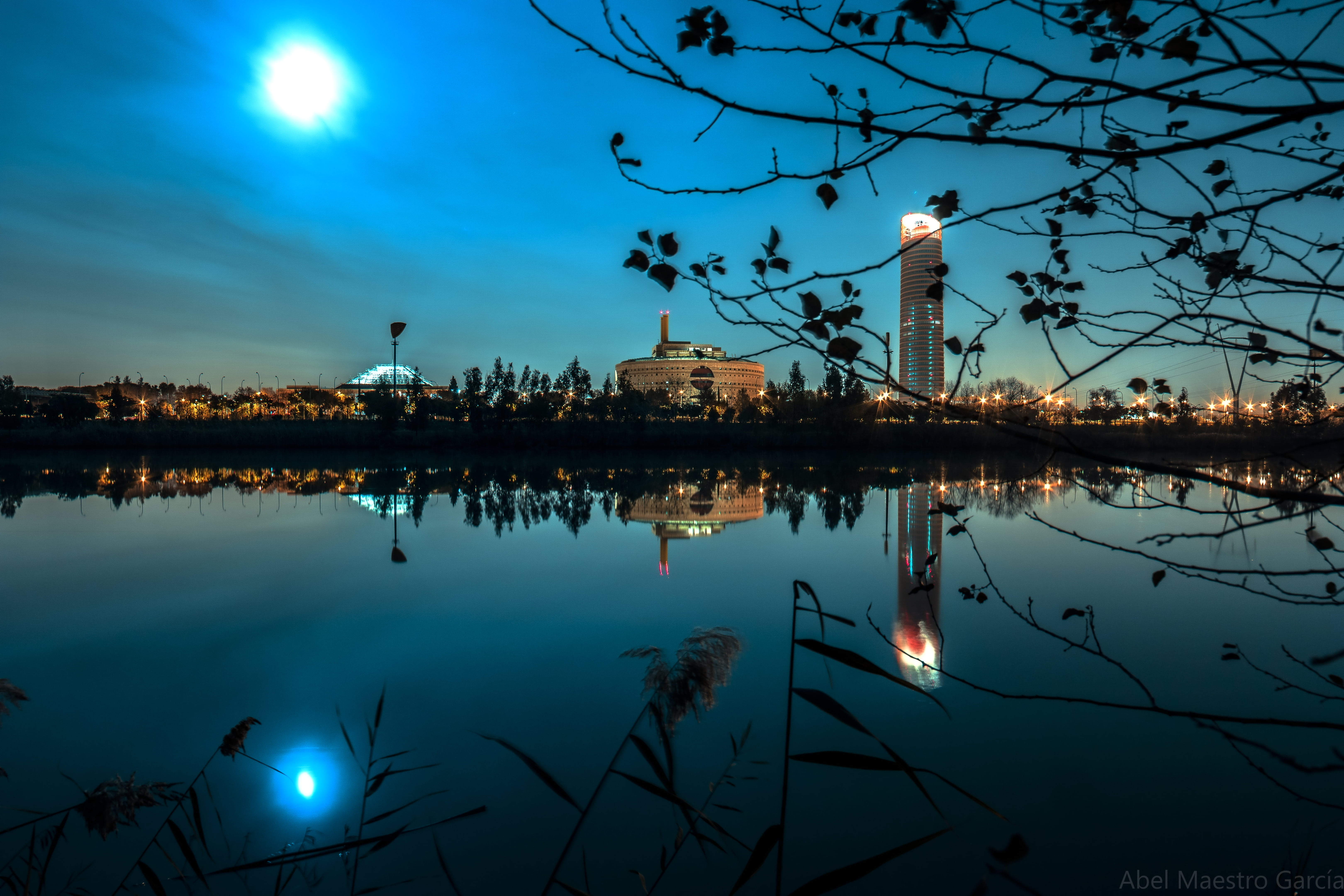 Sevilla, city, reflection, water, buildings, 5K, dusk, Andalucia, night, HD Wallpaper