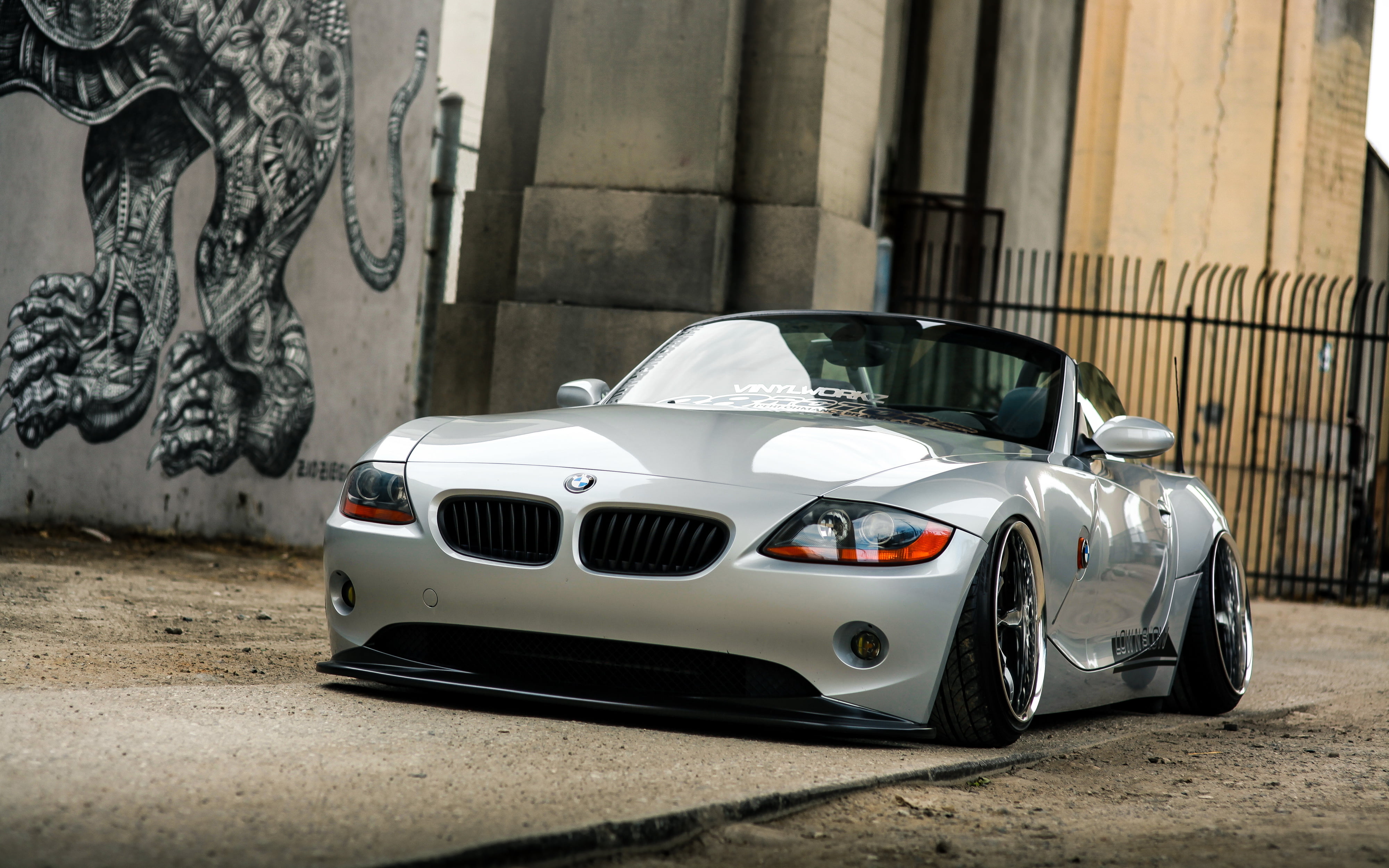z, front View, elegance, new, Roadster, mode of transportation, supercar, city, classic, low ride, motor vehicle, sport, BMW, hq, shiny, urban Scene, HD Wallpaper