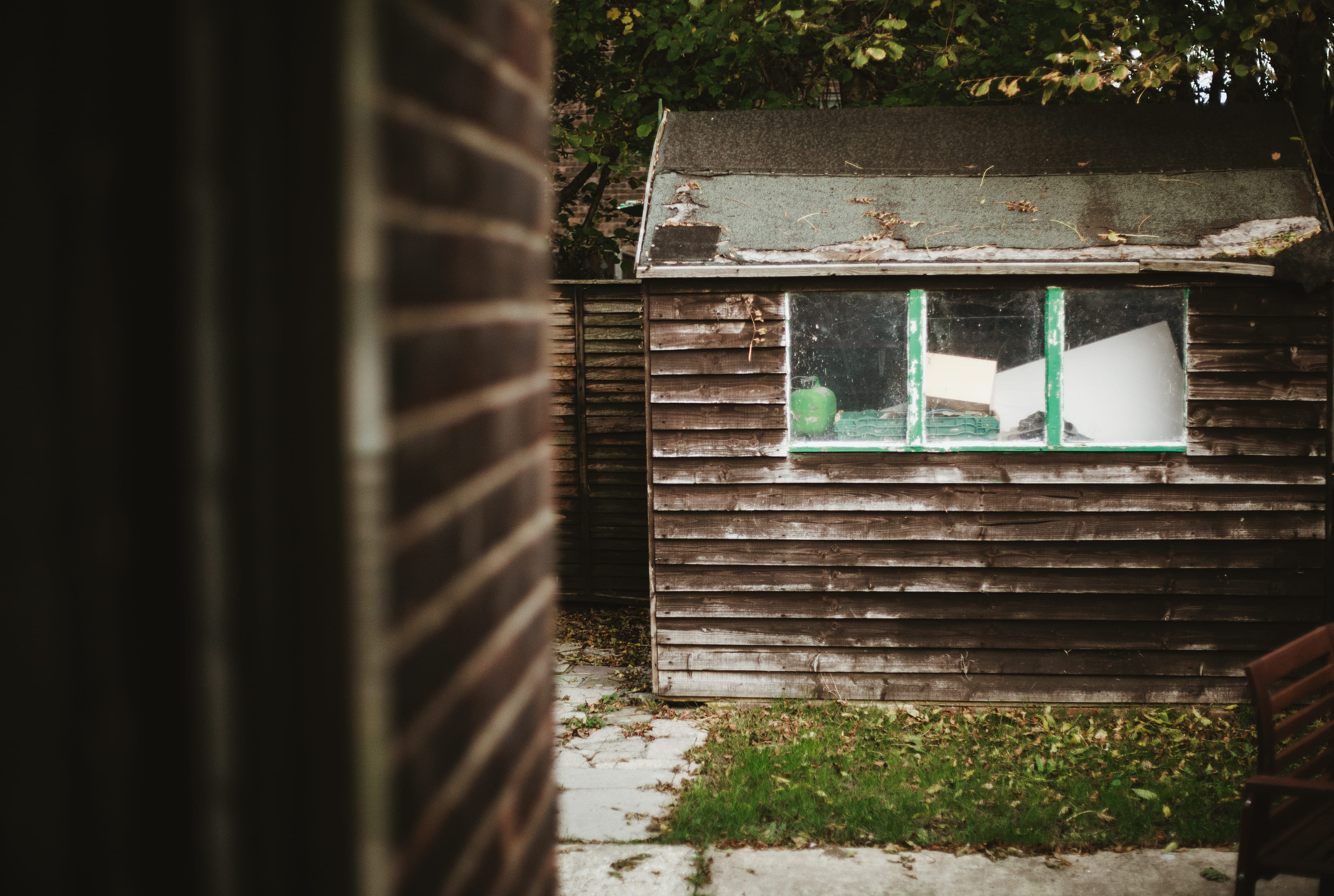 window, gray, wood - material, outdoor, architecture, obsolete, planter, walkway, daytime, building exterior, old, new forest national park, building, day, HD Wallpaper