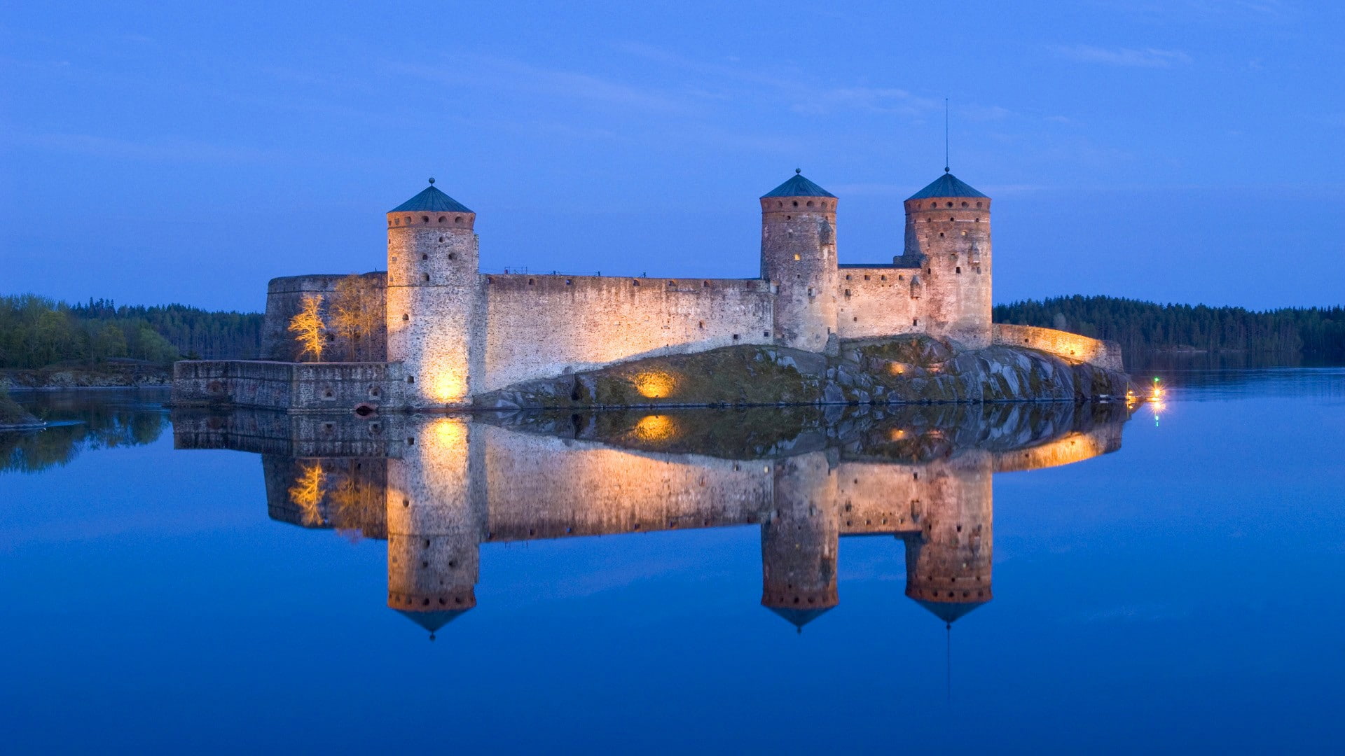 no people, Saint. Olafs Castle, blue, building exterior, sky, building, reflection, Finland, clear sky, architecture, dusk, built structure, history, water, HD Wallpaper