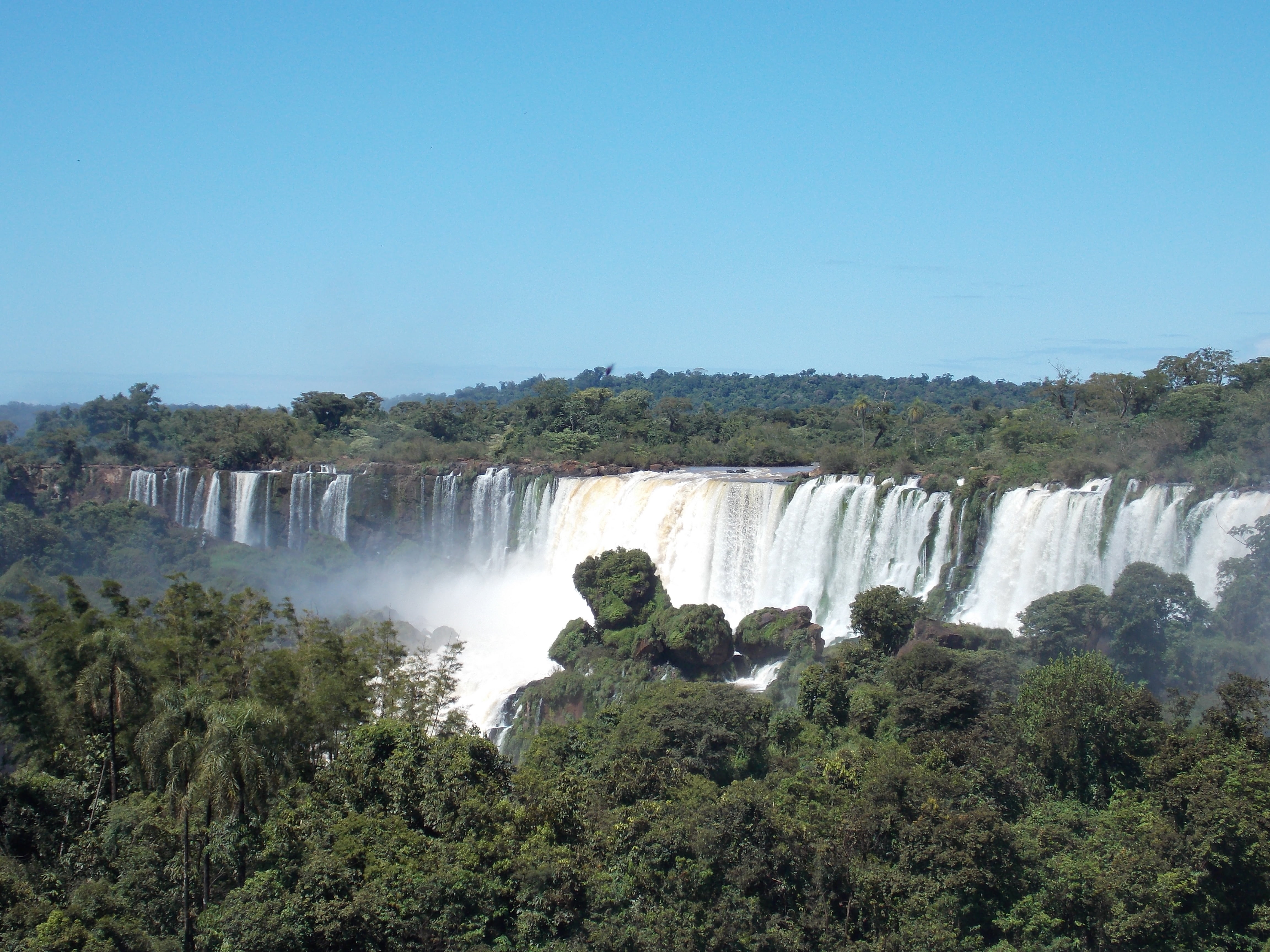 travel destinations, waterfall, flowing, water, vegetation, 4K, flowing water, copy space, sky, mist, iguazu, scenics - nature, power in nature, long exposure, HD Wallpaper