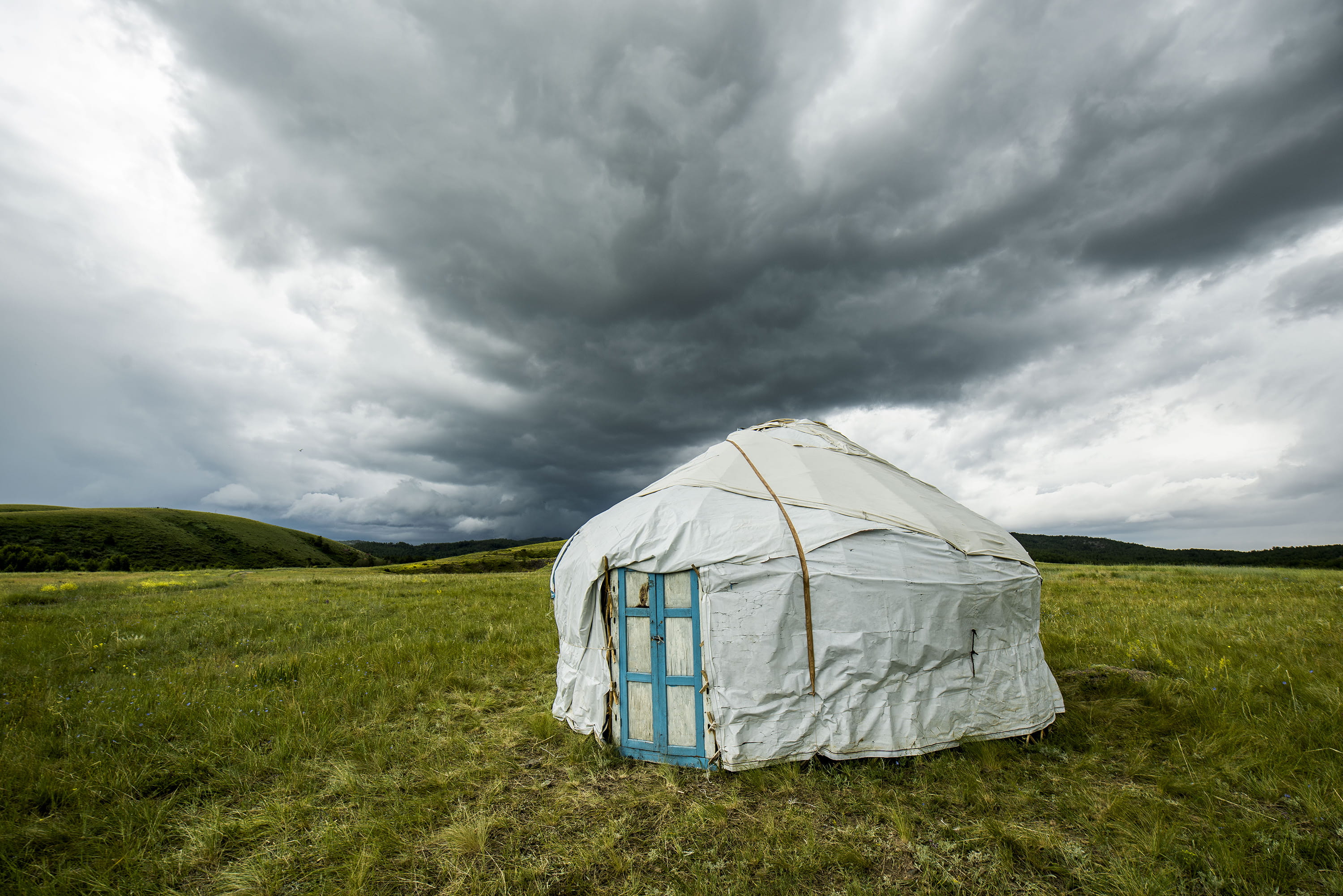 outdoors, beauty in nature, nature, circus, leisure activities, sky, insect, camping, mountain tent, automobile, field, grass, day, tranquility, environment, HD Wallpaper