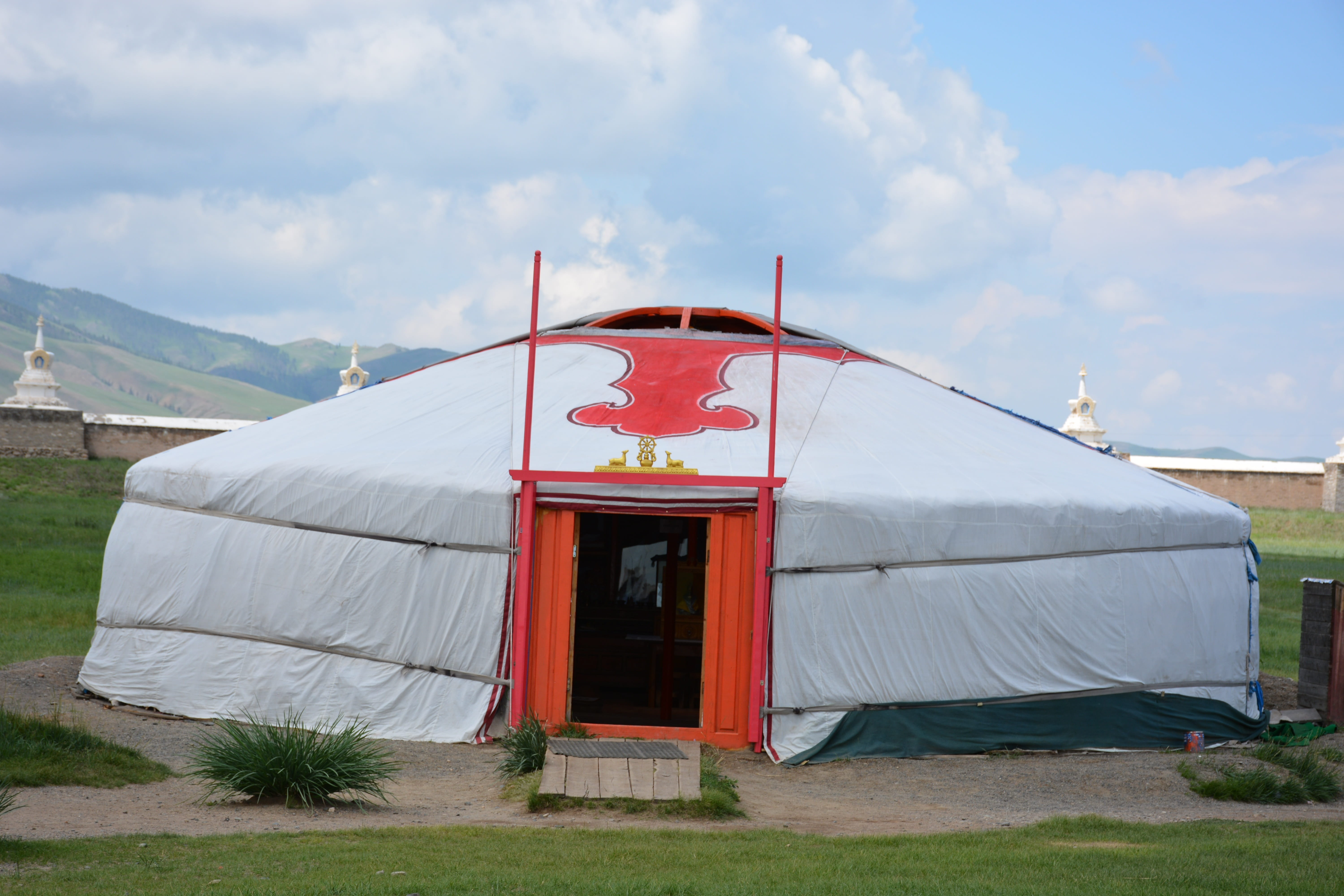 yurt, cloud - sky, sunlight, lifestyle, nature, built structure, no people, white color, outdoors, grass, beauty in nature, building, field, building exterior, HD Wallpaper