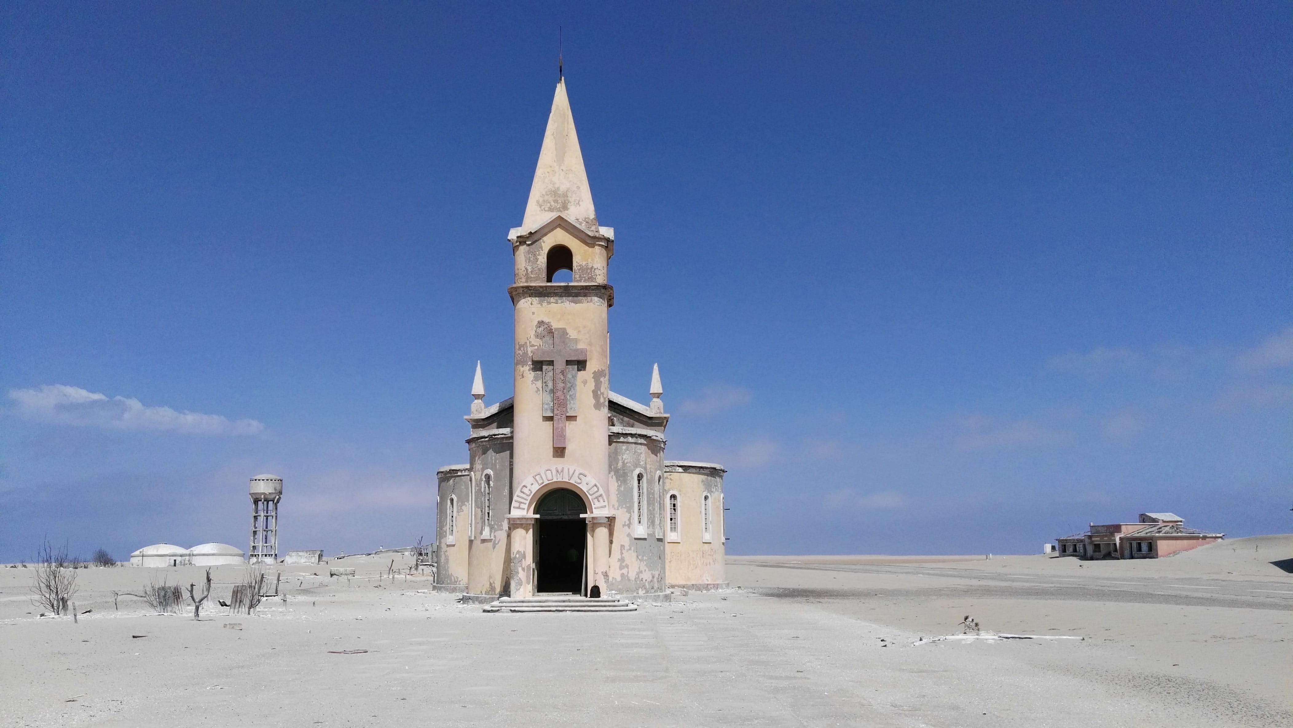 landscape, martinho, island, nature, sand, sao, building, travel Locations, spirituality, africa, church, religion, built Structure, travel, dunes, sao martinho dos tigres, HD Wallpaper