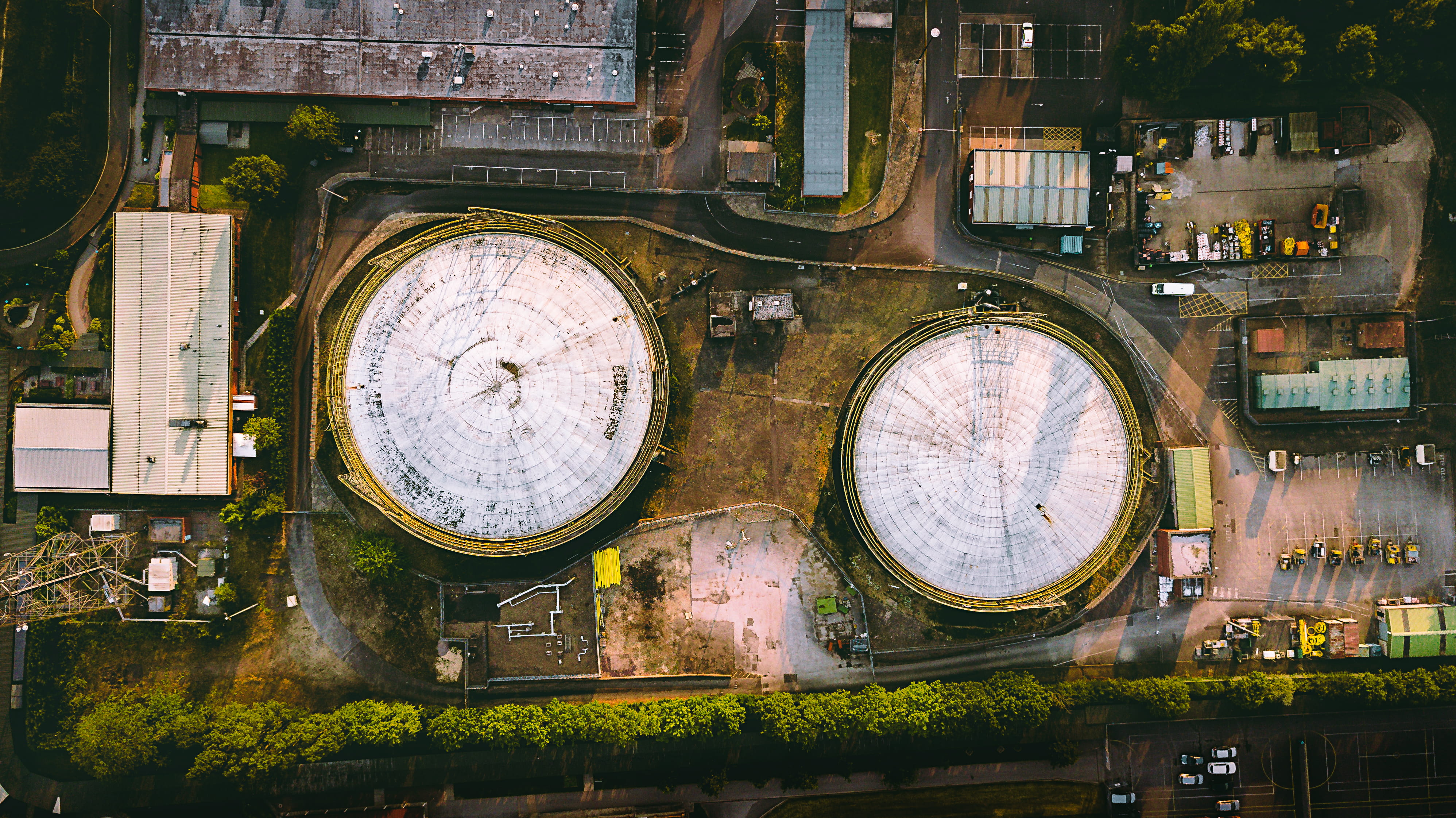neighborhood, clock, industrial, spire, building exterior, sundial, landscape, aerial view, high angle view, no people, time, urban, built structure, tourism, HD Wallpaper