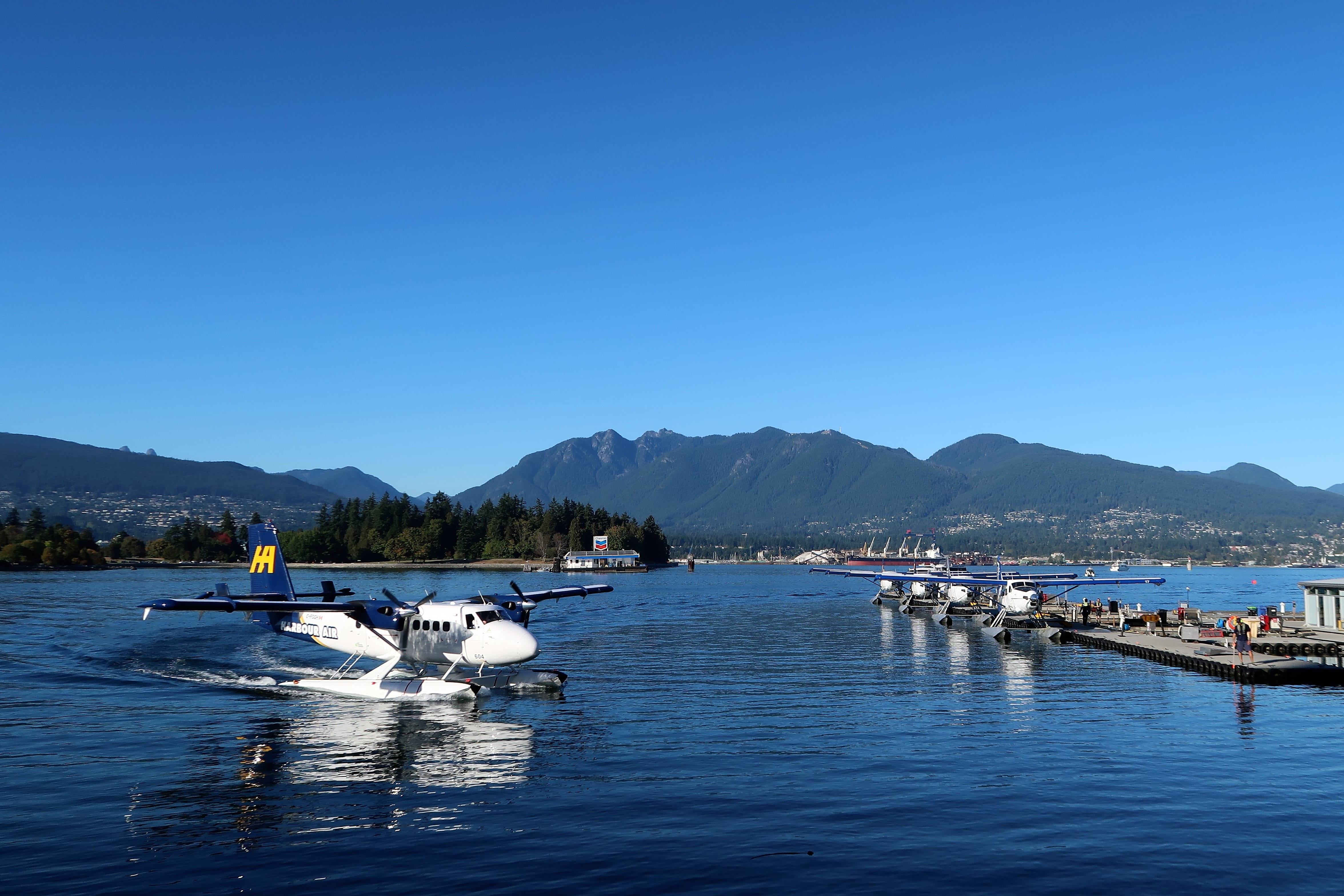tranquility, mode of transportation, water, transportation, yacht, copy space, mountain, lake, scenics - nature, landing, beauty in nature, sky, web, blue, HD Wallpaper