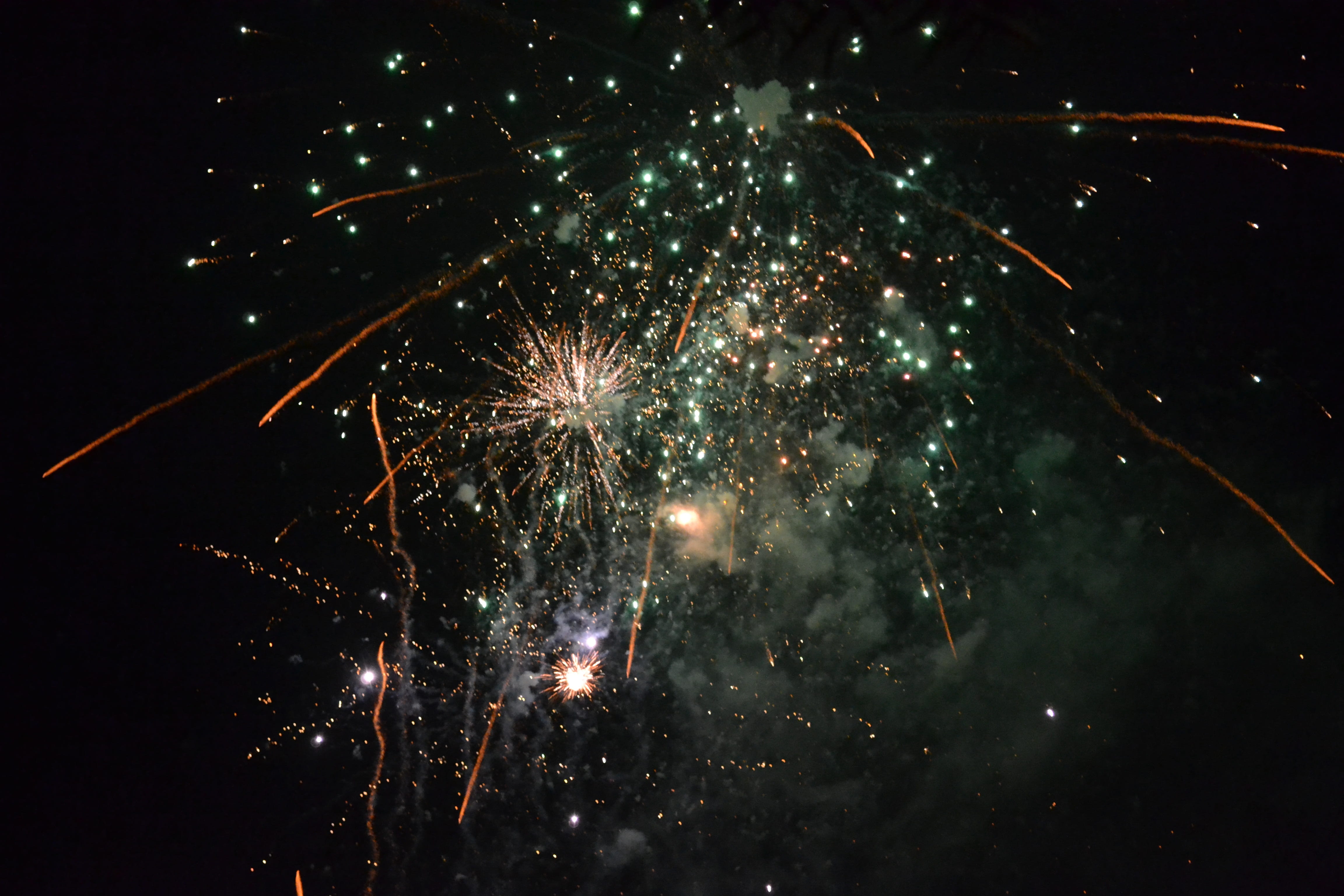 smoke - physical structure, nature, blurred motion, colorful, sky, fireworks, low angle view, glowing, motion, long exposure, arts culture and entertainment, HD Wallpaper