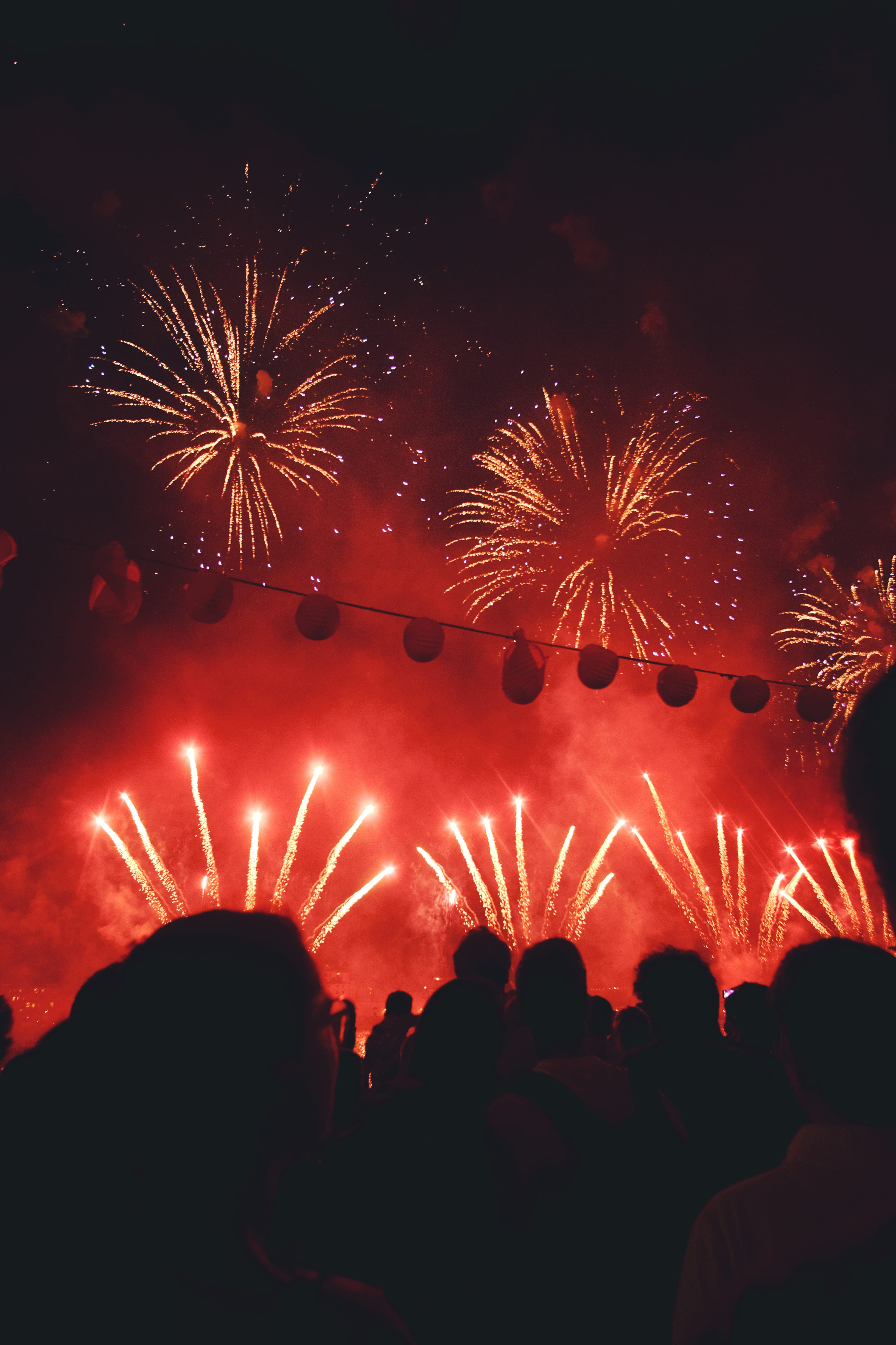group of people, travel, view, people, venice, event, red, sky, watching, sparks, night sky, long exposure, large group of people, illuminated, glowing, Phone HD Wallpaper