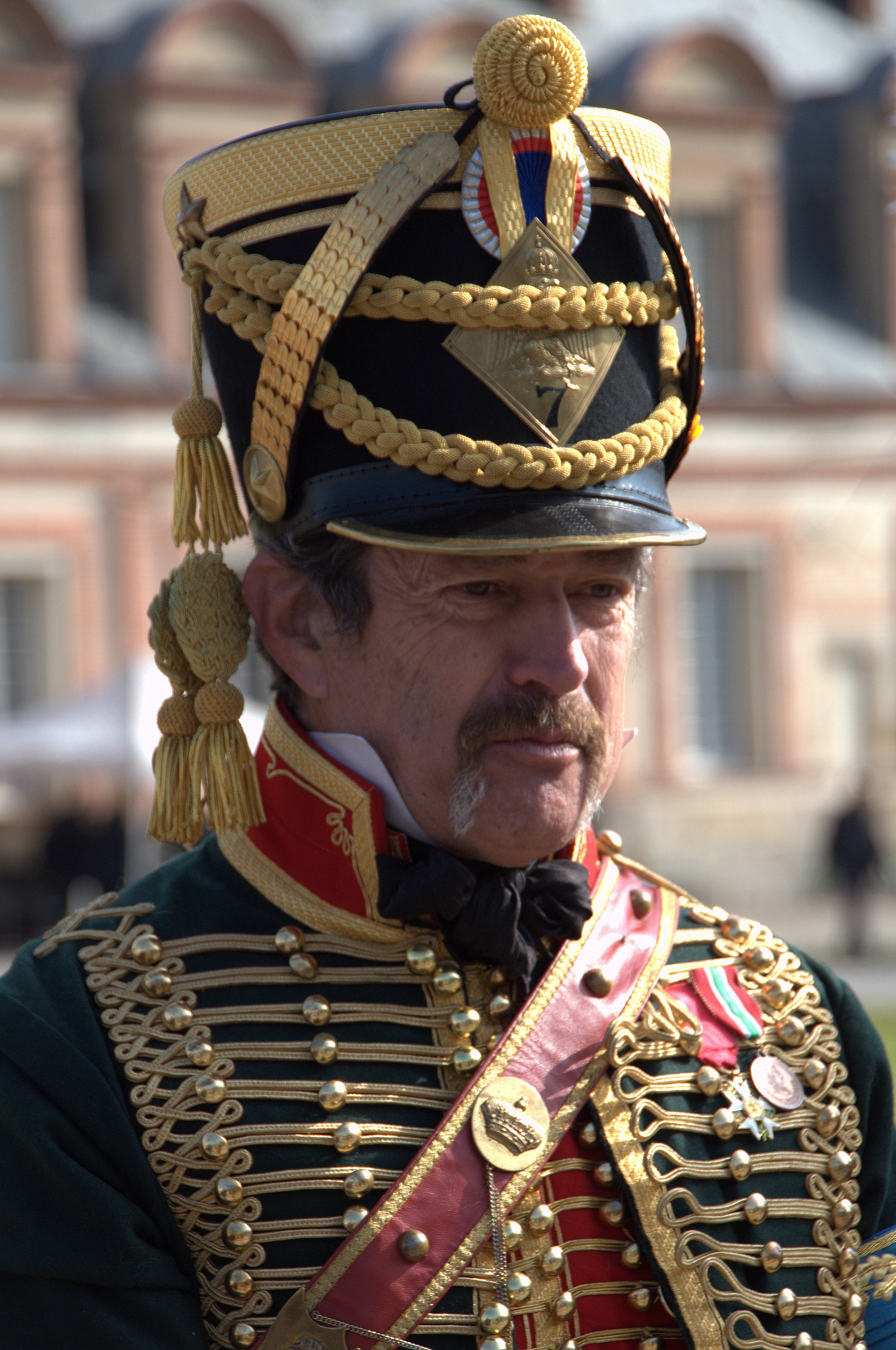 military uniform, goodbyes, headshot, one person, males, real people, close-up, uniform, looking away, imperial guard, fontainebleau, clothing, portrait, Phone HD Wallpaper