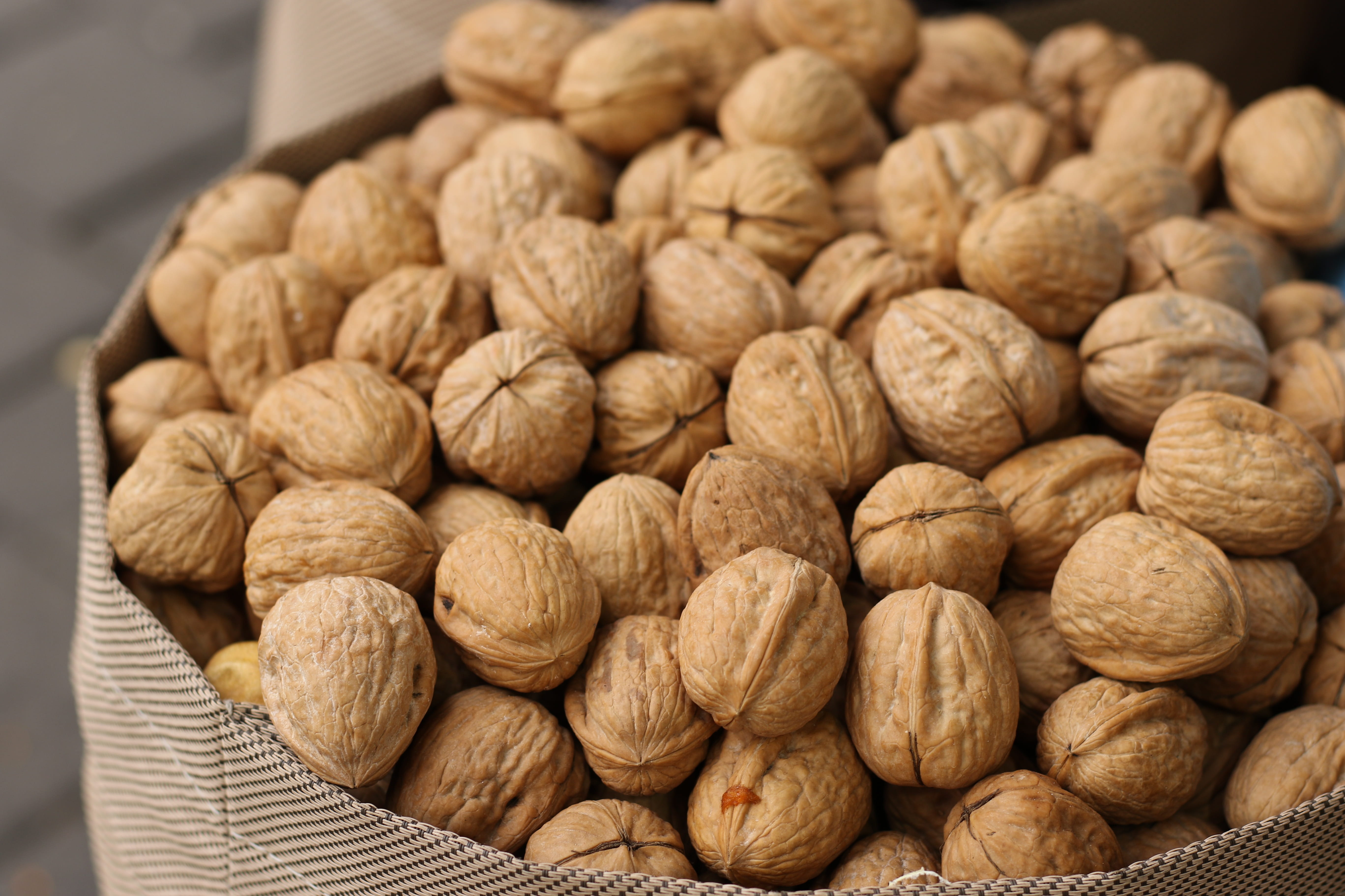 5K, wall nuts, nut - food, indoors, walnut, snack, abundance, large group of objects, close-up, brown, no people, healthy eating, fruit, nutshell, food, HD Wallpaper