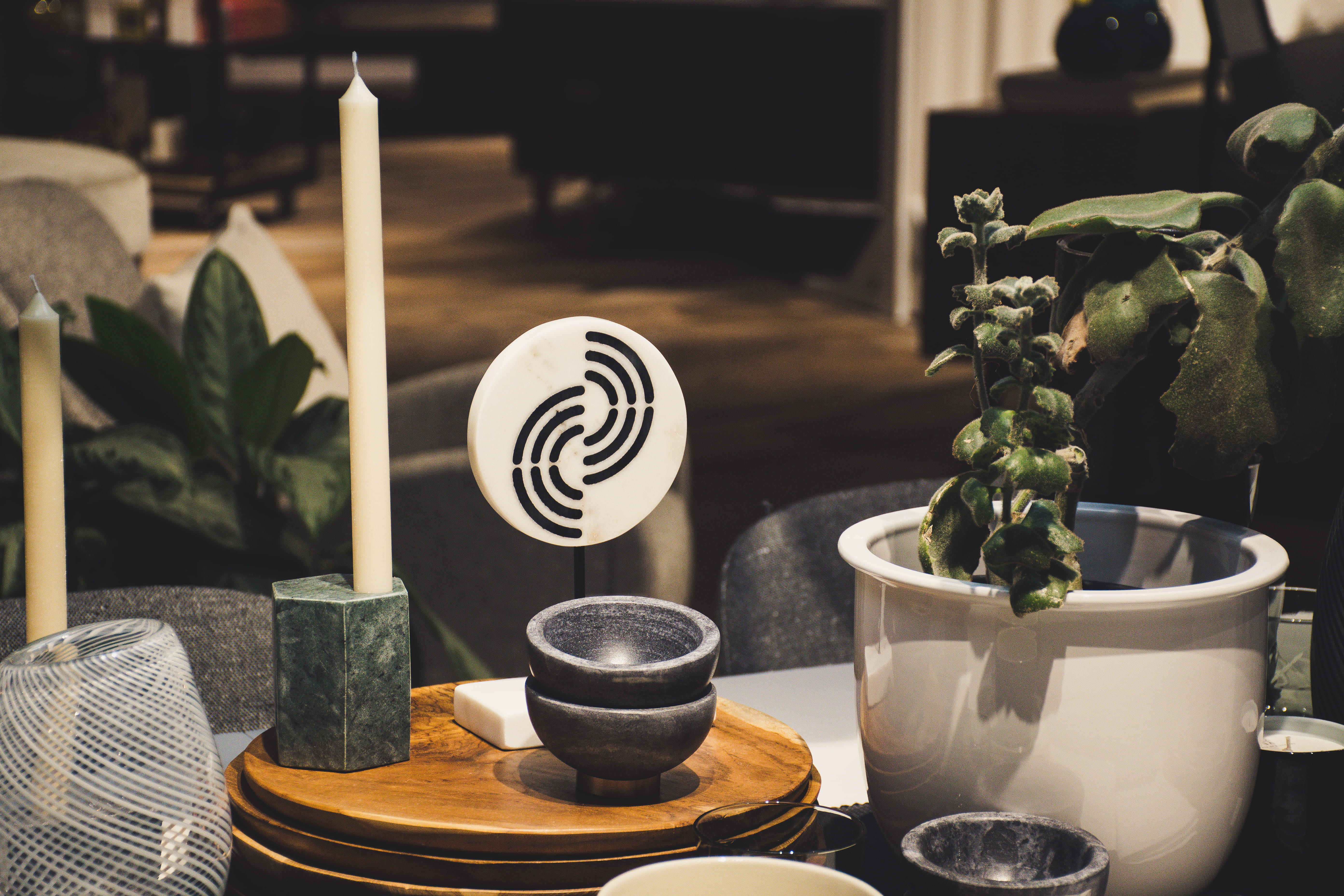 candlesticks, day, 5K, decorations, glass, flower pot, plant, table, freshness, drink, potted plant, beside, food and drink, wood, interior design, pot, HD Wallpaper