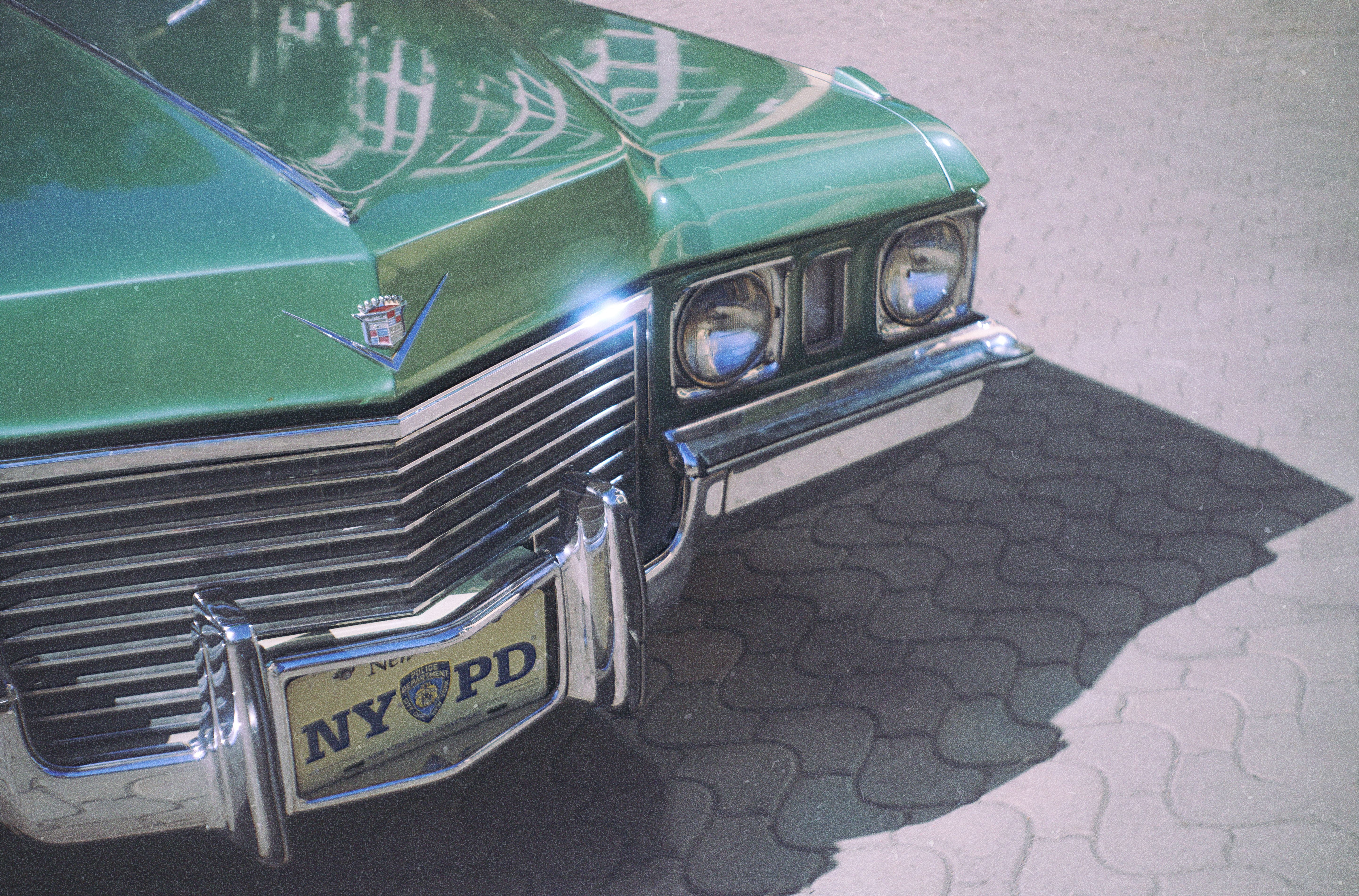 flares, burnished, shiny, teal, Cadillac, car, chrome, reflection, 5K, police cars, HD Wallpaper