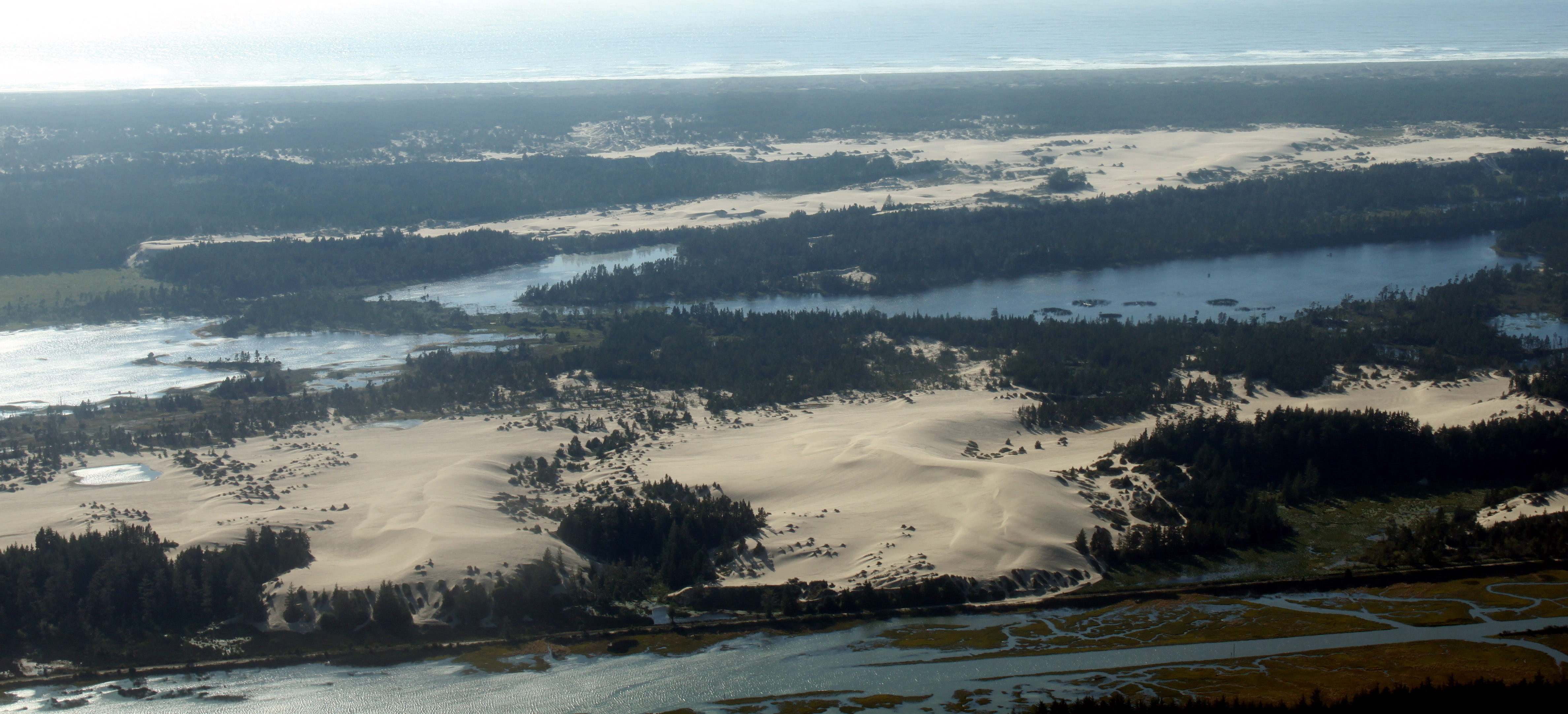 recreation, land, tranquil scene, oregon dunes, scenics, view, landscapes, aerial, dunes, public domain, water, dramatic landscape, sky, clouds, color Image, HD Wallpaper
