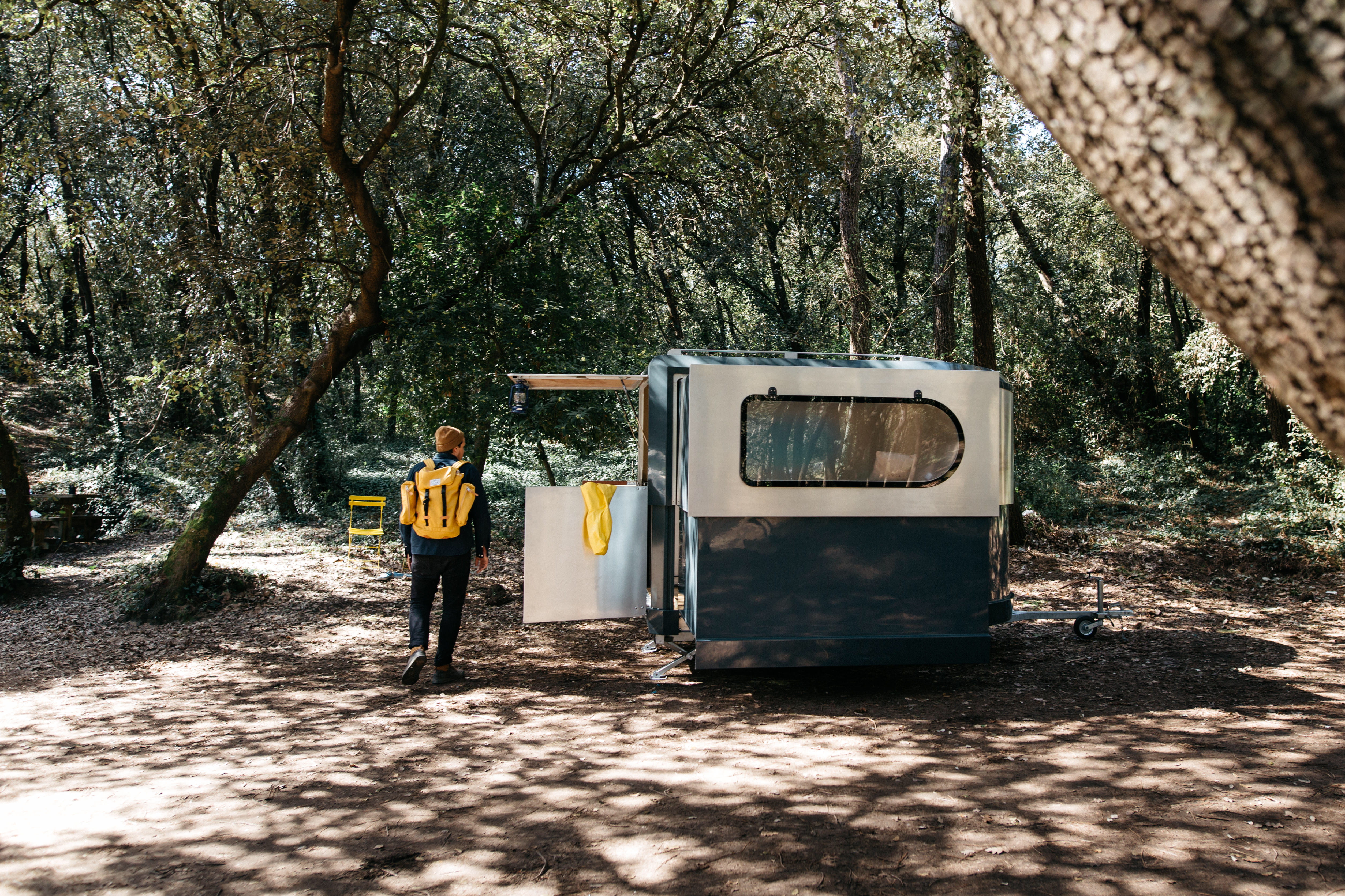 plant, land vehicle, transportation, one person, tree trunk, casual clothing, caravan, mode of transportation, leisure activity, men, day, man, beside, HD Wallpaper