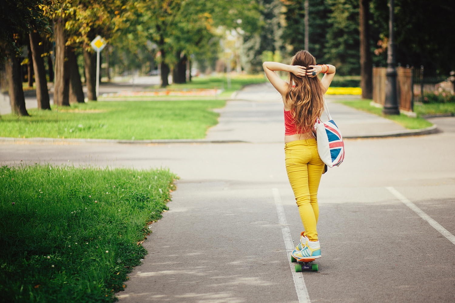 one person, footpath, blonde, young adult, plant, day, back, real people, lifestyles, skateboard, hair, leisure activity, women outdoors, long hair, road, HD Wallpaper
