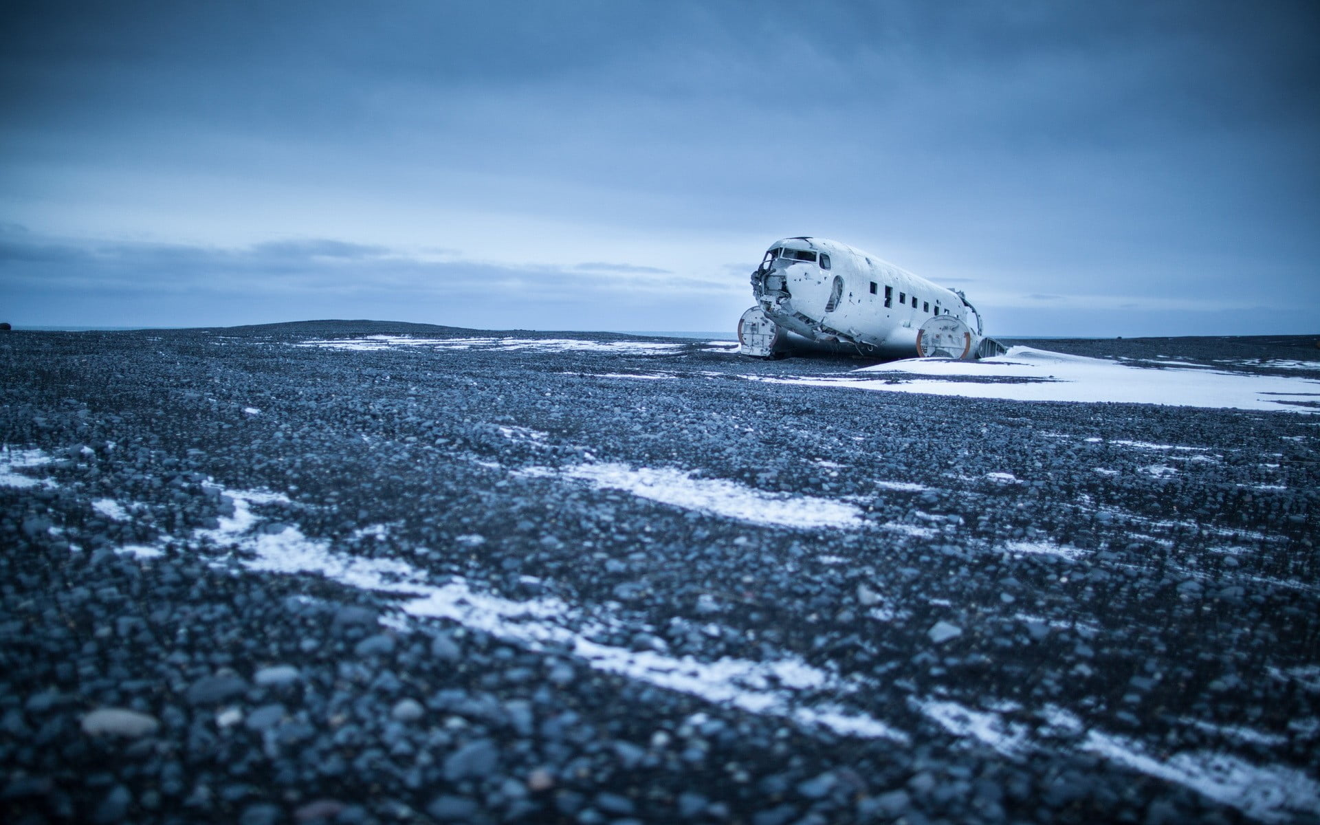 deterioration, tranquil scene, abandoned, vehicle, snow, overcast, winter, frozen, sky, scenics - nature, day, cold temperature, mode of transportation, HD Wallpaper