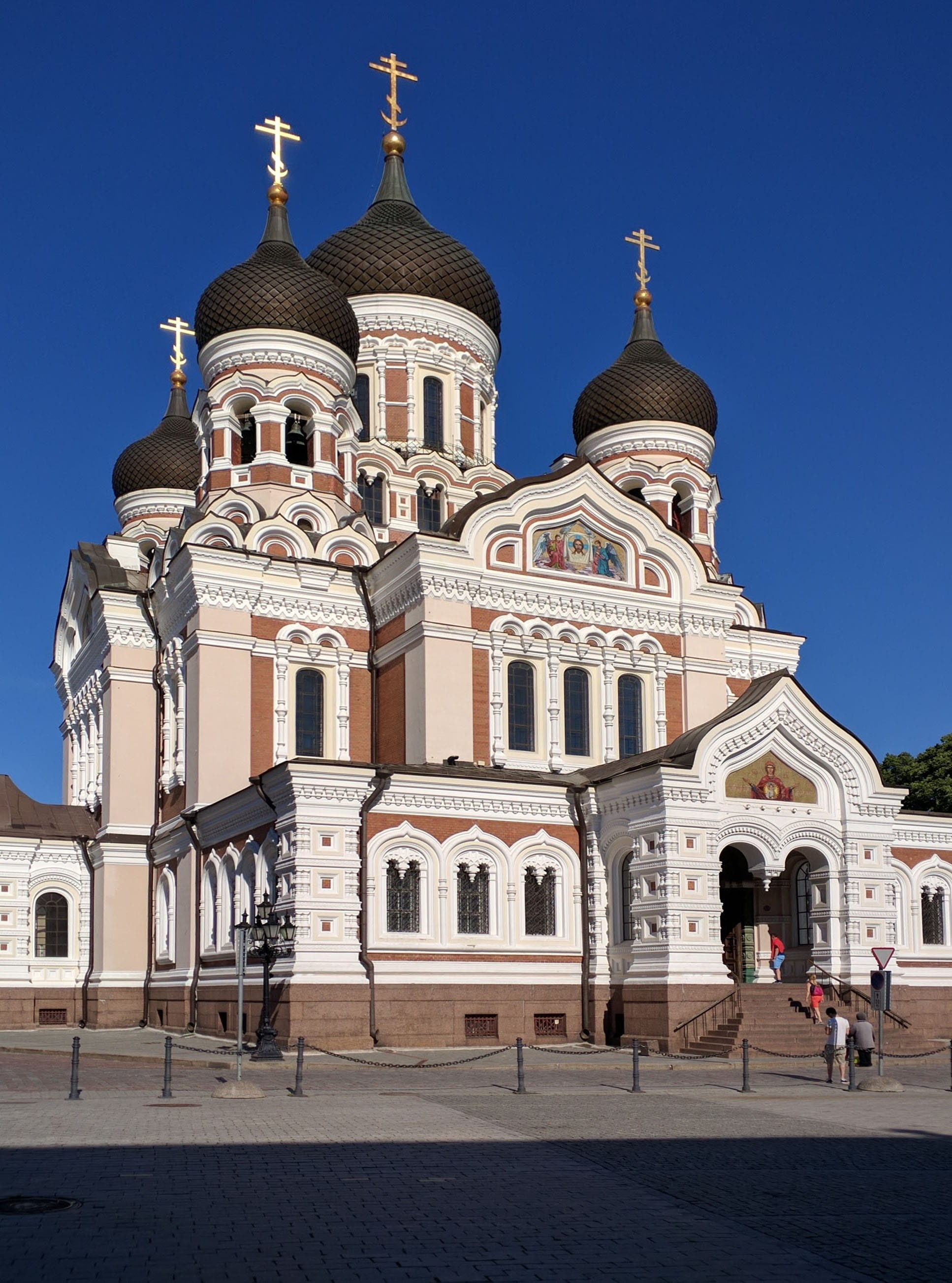 travel, the past, estonia, Alexander Nevsky Cathedral, alexander nevsky cathedral, 2K, tourism, tallinn, travel destinations, nevsky, architecture, religion, Phone HD Wallpaper