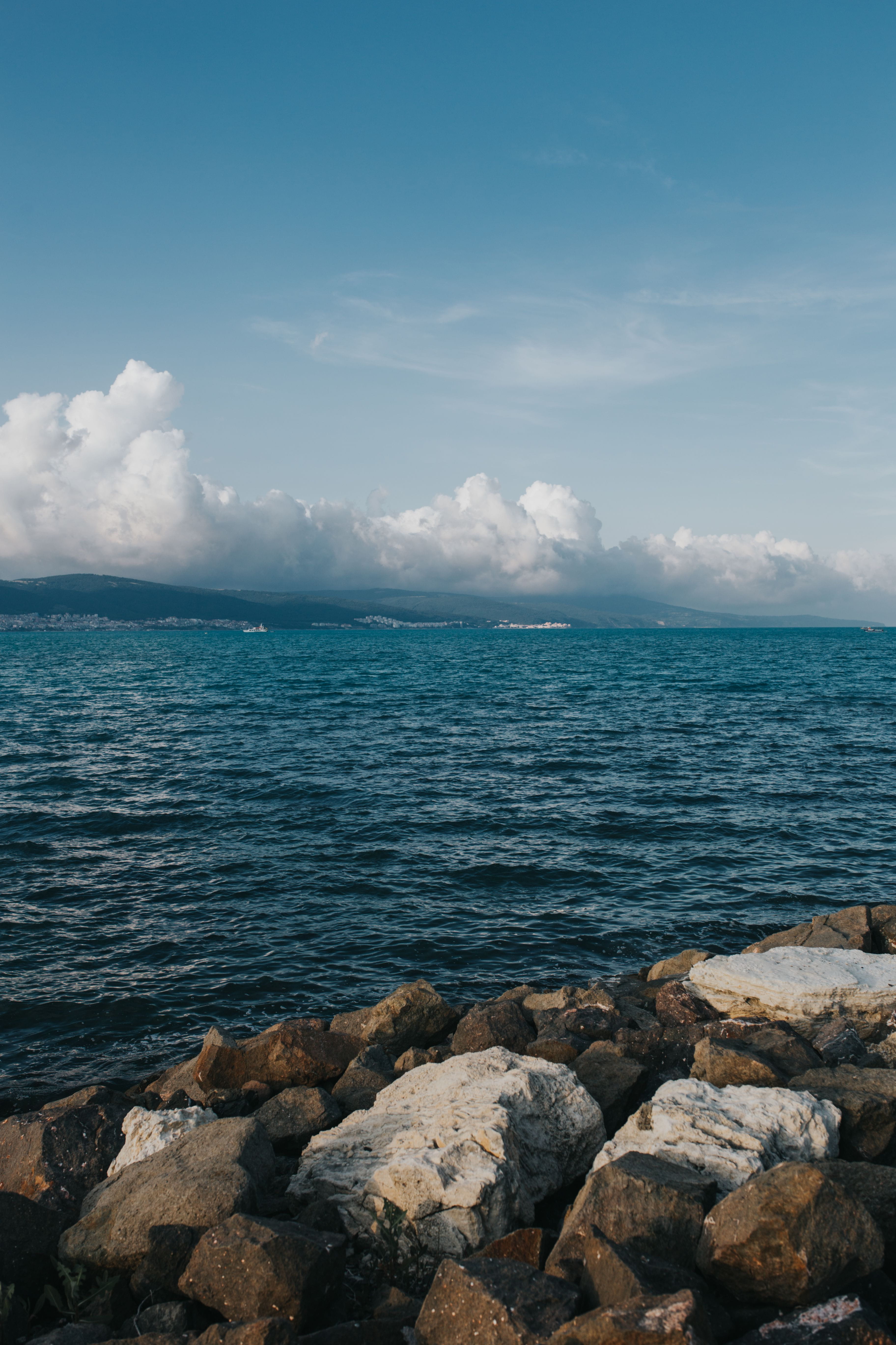 land, rock, tranquility, summer, solid, waterscape, beach, tranquil scene, beauty in nature, scenics, horizon over water, rock - Object, black, seascape, Phone HD Wallpaper