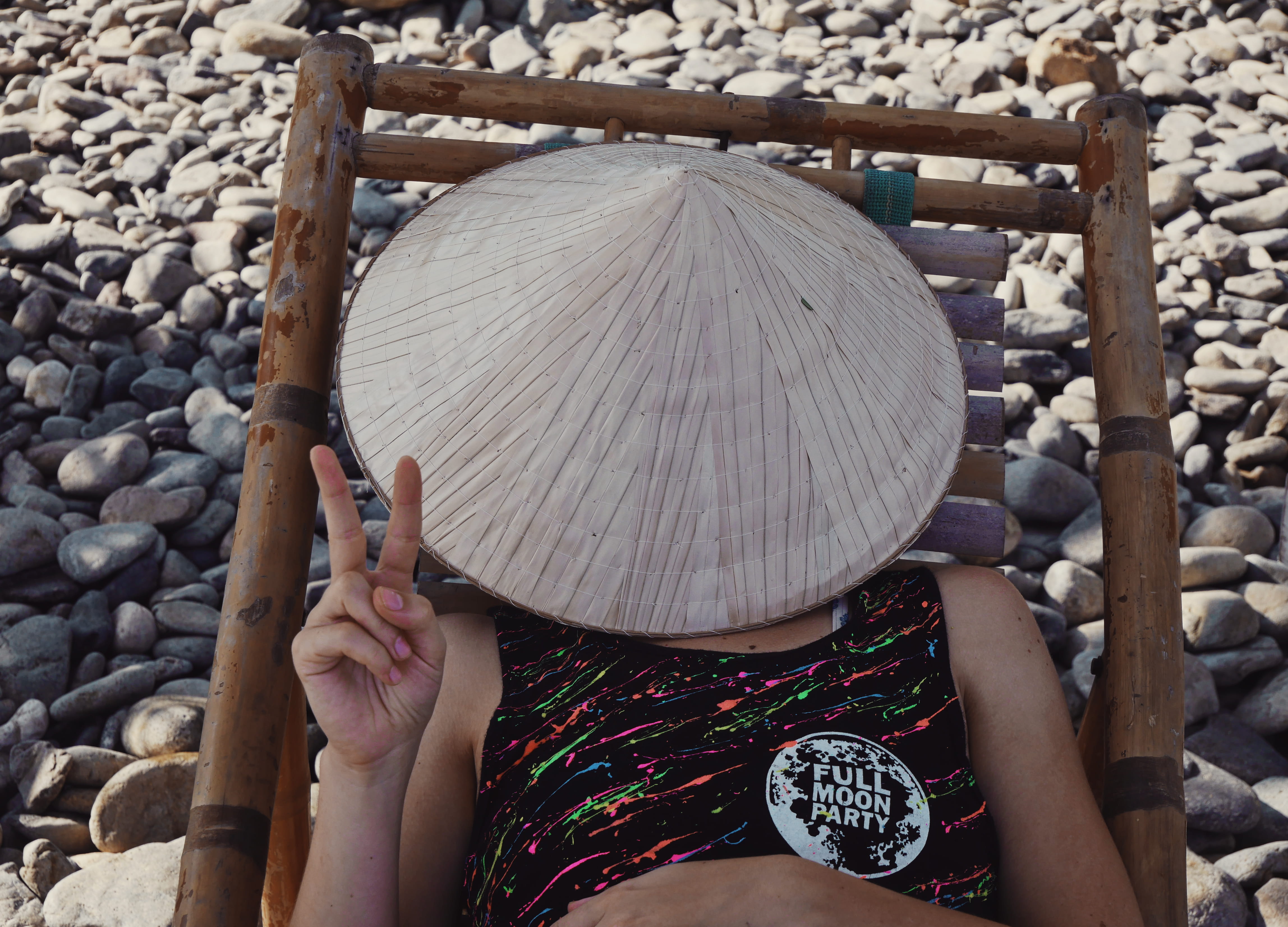 sunlight, peace, holding, one person, nature, rear view, real people, 4K, hat, high angle view, asian style conical hat, sign, outdoors, showing, leisure activity, HD Wallpaper