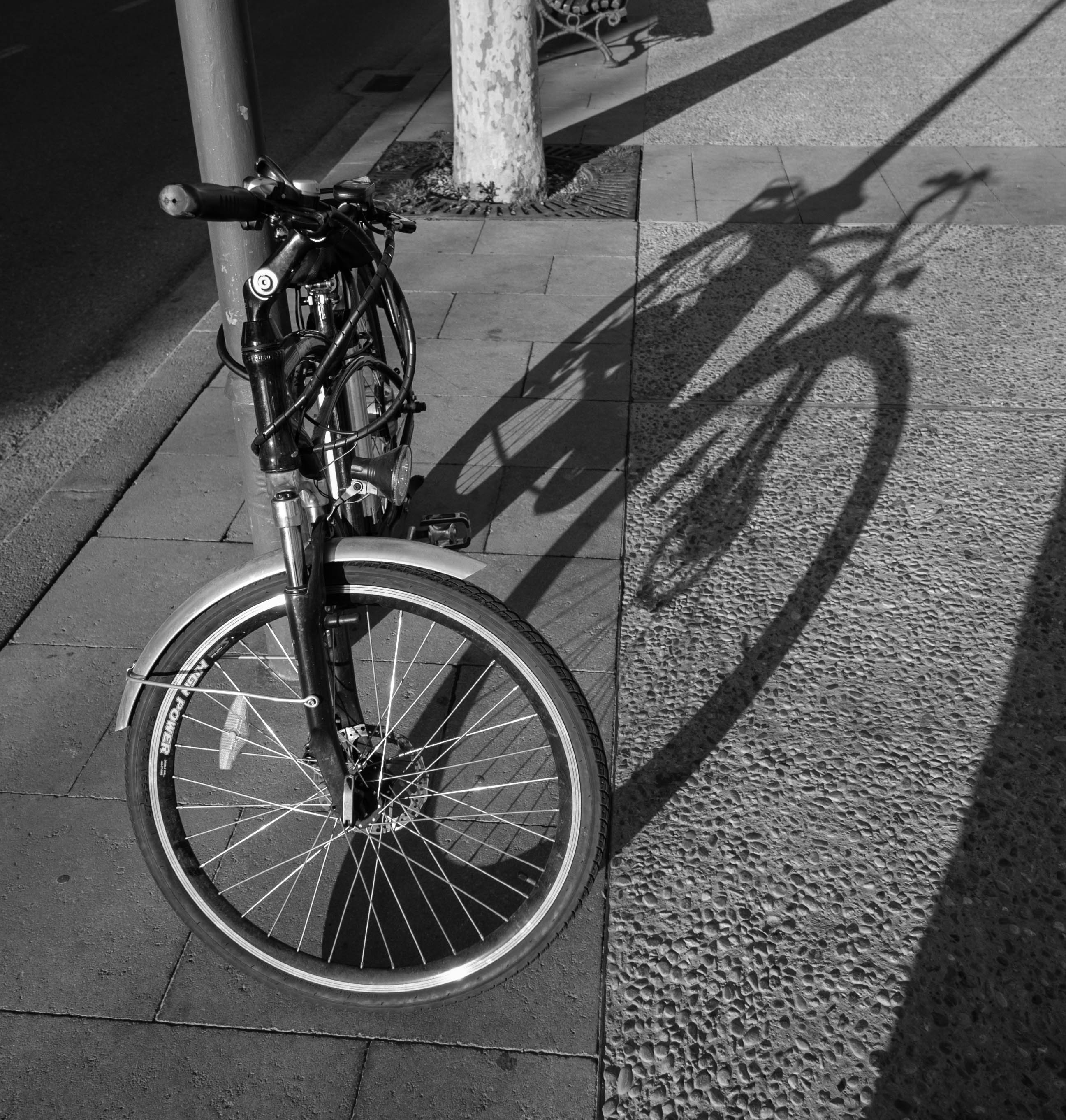 wheel, high angle view, sunlight, travel, symbol, land vehicle, bicycle, street, shadow, nature, spoke, outdoors, transportation, mode of transportation, Phone HD Wallpaper