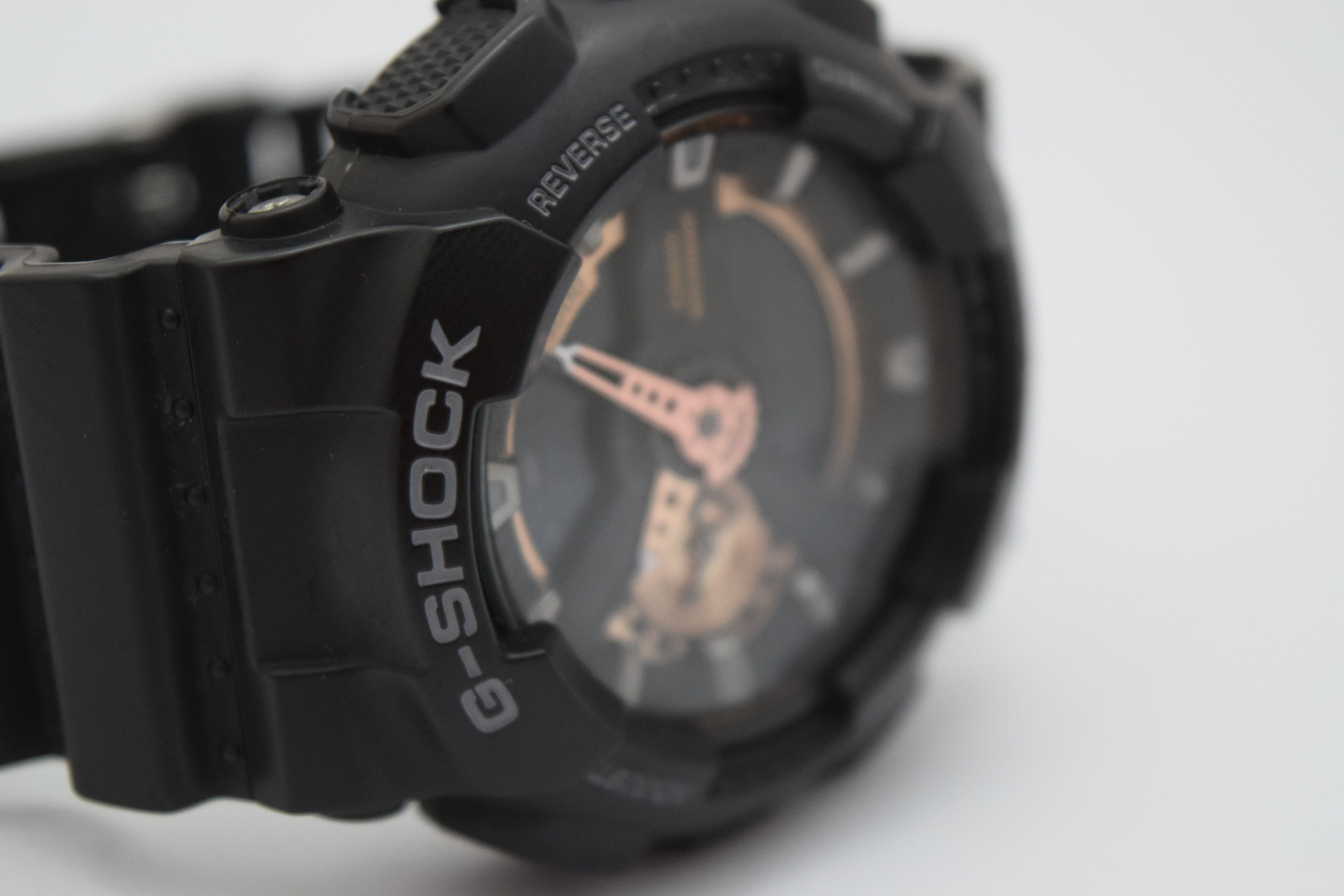 casio, minute, stopwatch, single object, wristwatch, 5K, watch, fashion, jewelry, minute hand, clock face, number, studio shot, indoors, watch time, personal accessory, HD Wallpaper