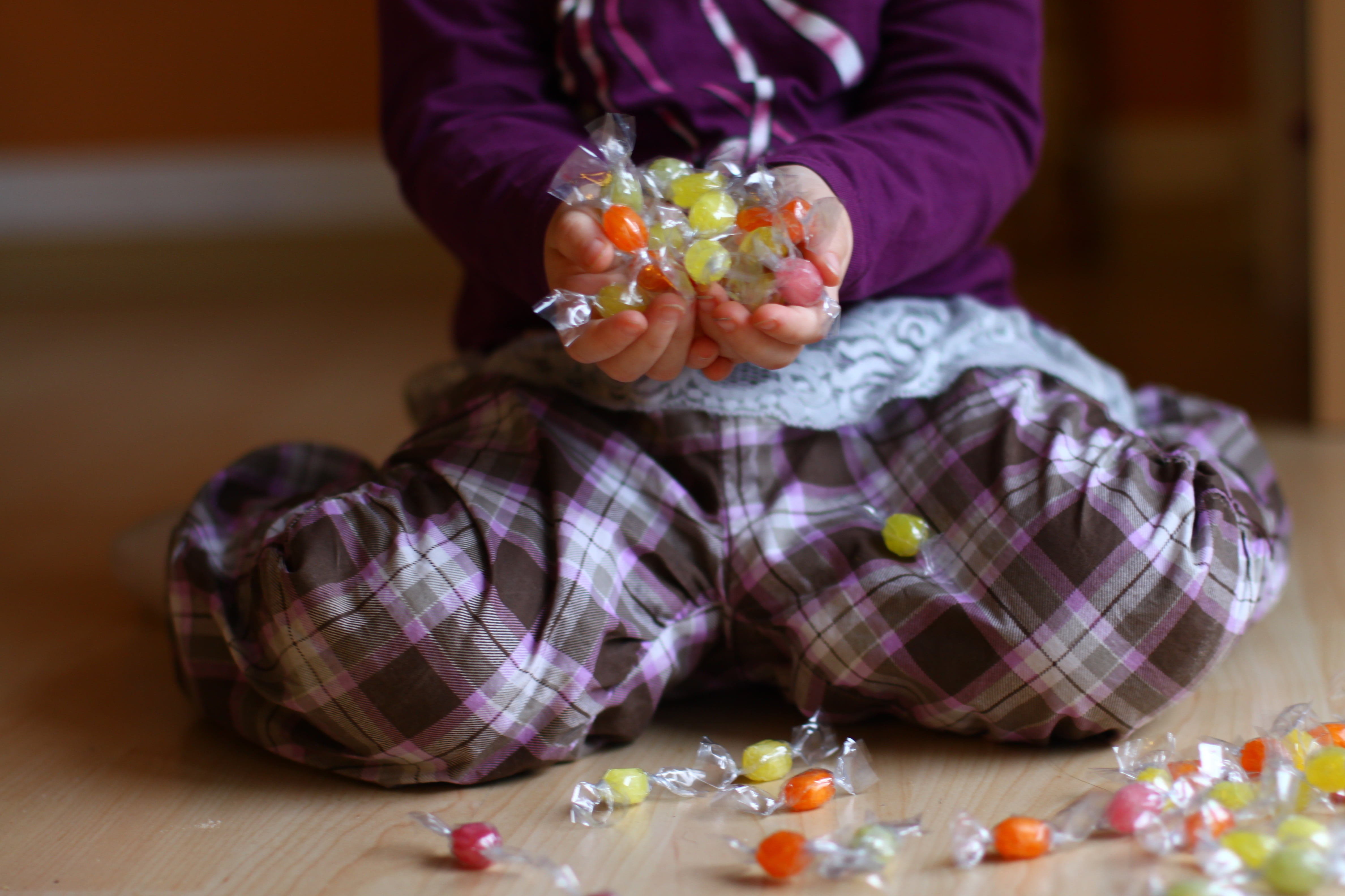 child, girl, childhood, colorful, 4K, flower, hand, lifestyles, adult, play, domestic room, multi colored, cancel, midsection, casual clothing, flowering plant, HD Wallpaper
