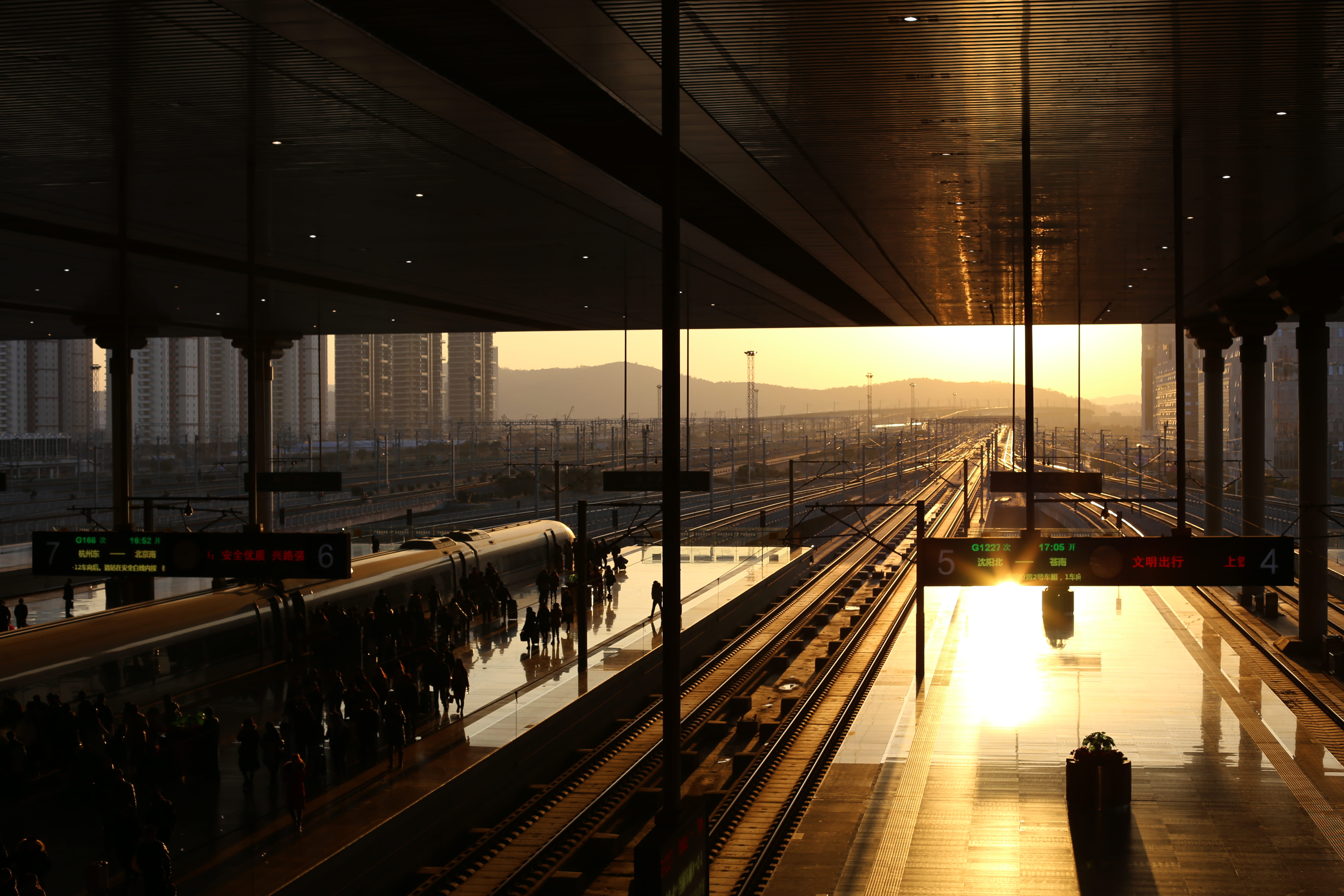 incidental people, travel, person, railroad track, vehicle, sunset, urban, 5K, real people, china, waiting, people, illuminated, railroad station platform, HD Wallpaper