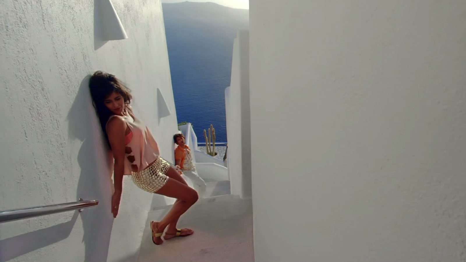 katrina, wearing, kaif, shorts, meherbaan, 720P, sexy, HD Wallpaper