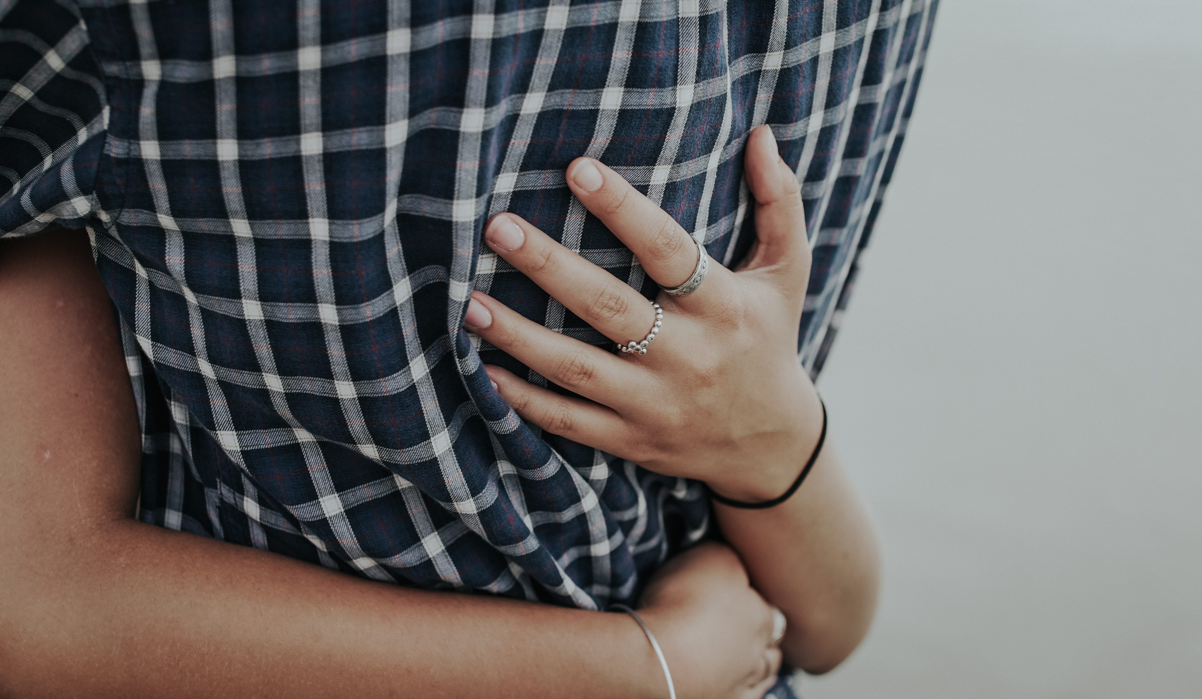 body part, front view, hand, nail, finger, human body part, hugging, human hand, child, ring, women, person, 4K, checked pattern, jewelry, casual clothing, HD Wallpaper