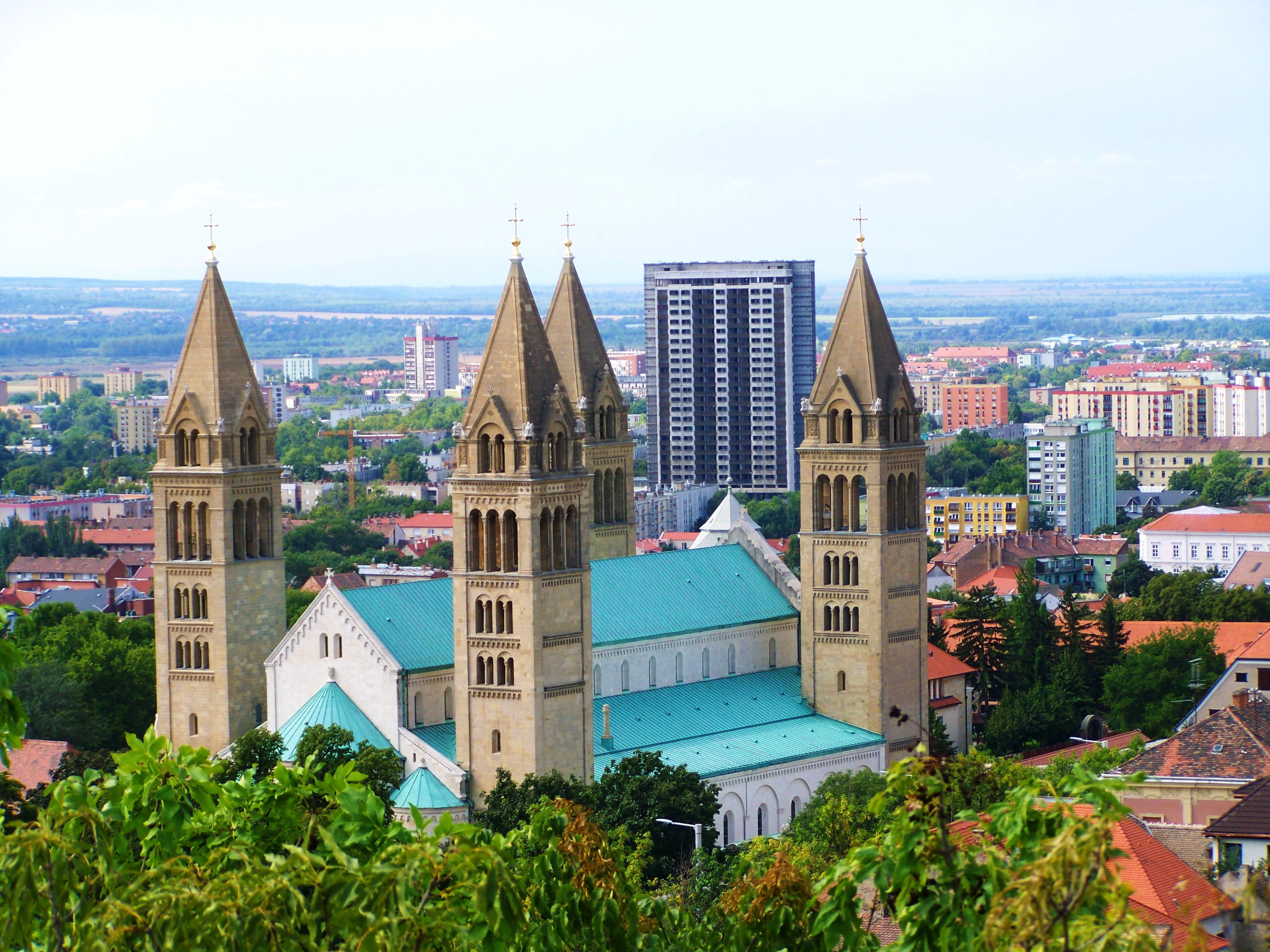residential district, day, architecture, plant, nature, sky, cityscape, spirituality, outdoors, tree, belief, religion, building exterior, spire, city, HD Wallpaper