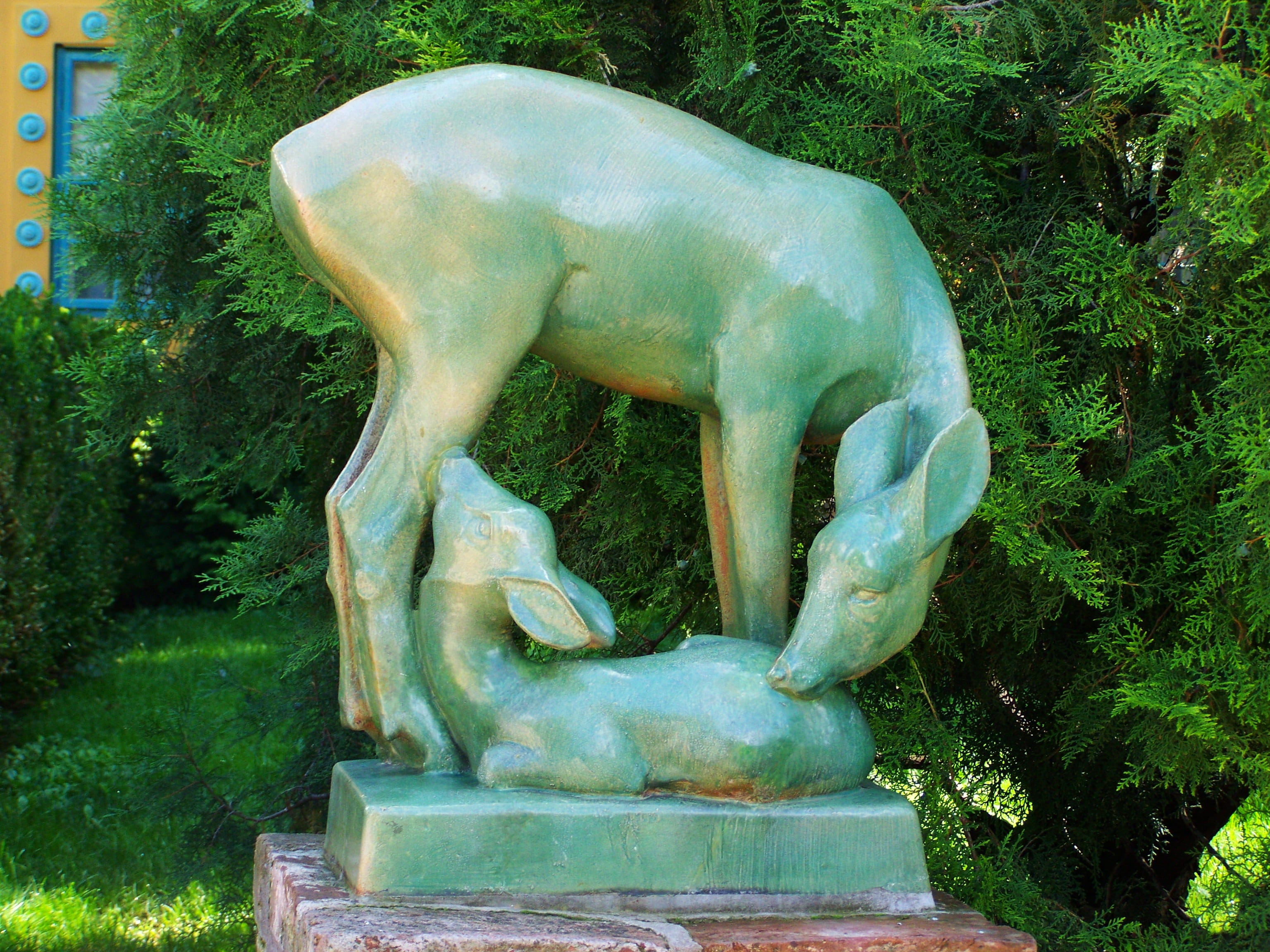 sculpture, nature, art and craft, Works, Zsolnay, Fawn, 2K, no people, zsolnay works, park - man made space, architecture And Buildings, deer-fawn, park, HD Wallpaper