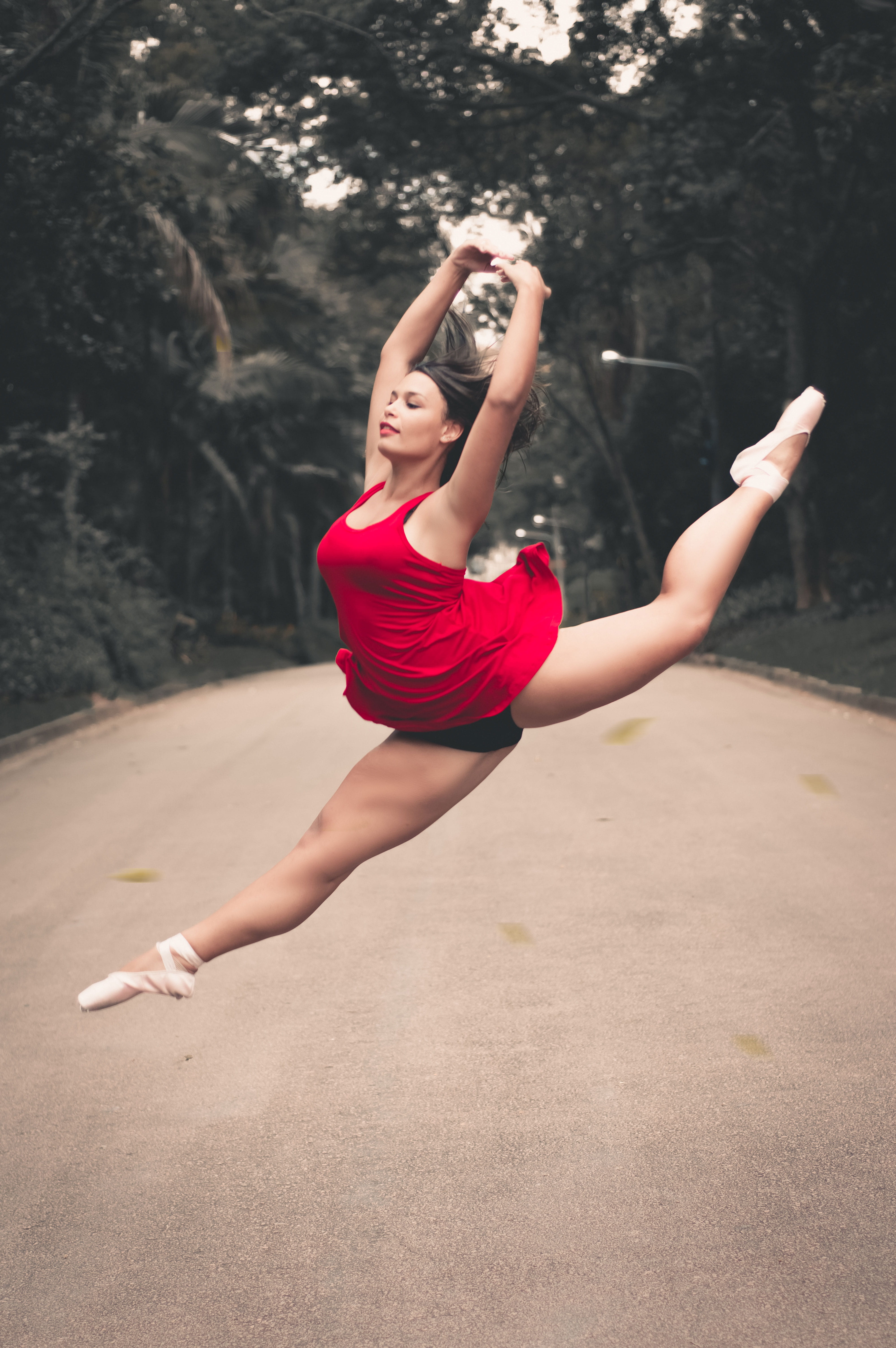full length, dancing, split jump, red, ballet dancer, dancer, road, nature, 5K, leisure activity, land, woman, agility, jumping, active, lifestyles, casual clothing, Phone HD Wallpaper