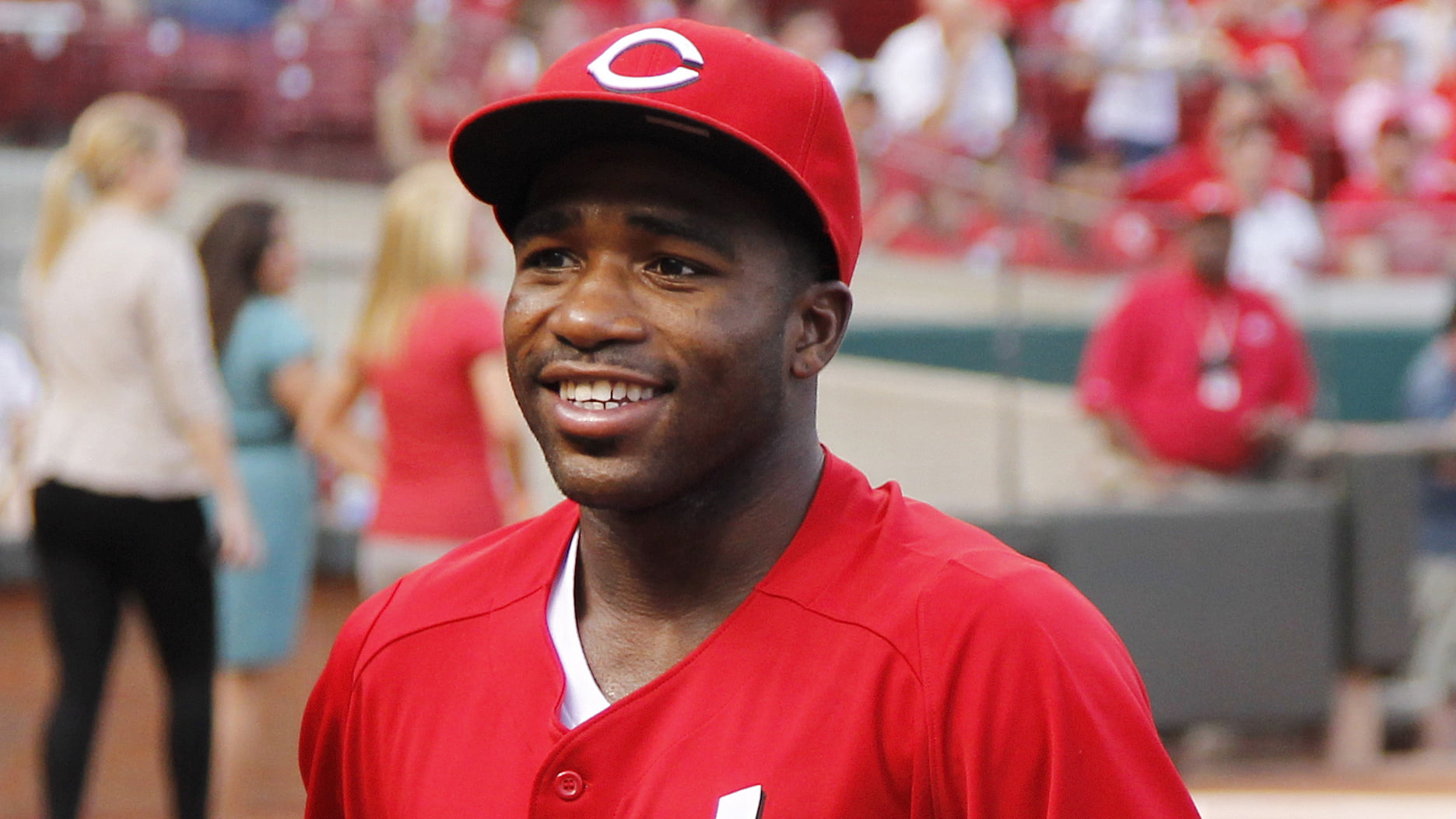 floyd mayweather, day, celebration, carlos molina, standing, incidental people, competition, portrait, sports uniform, focus on foreground, smiling, baseball - Sport, HD Wallpaper