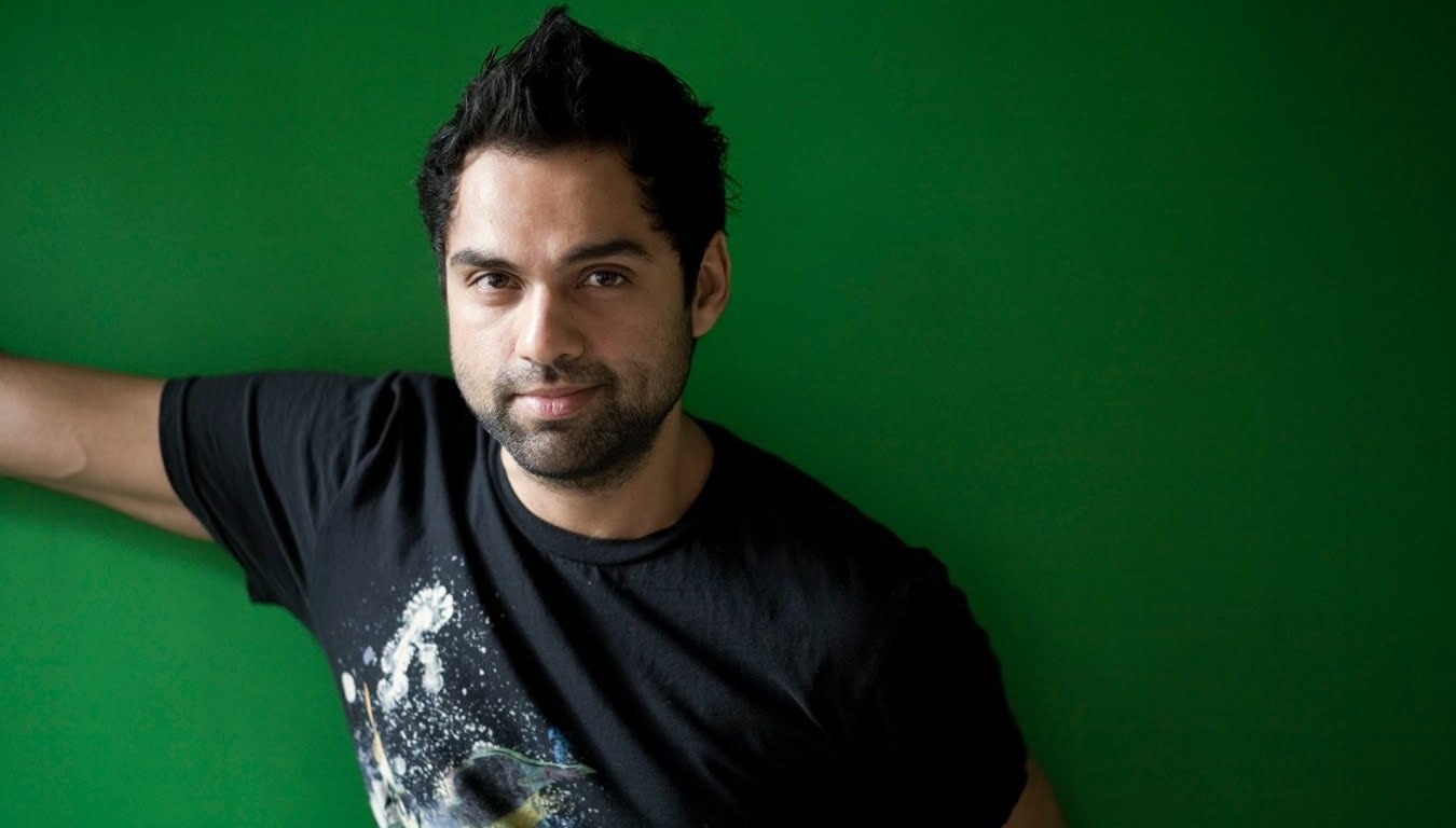 bollywood, men, actor, beard, crew, confidence, green background, t, young men, s, one person, leisure activity, green, background, shirt, young adult, HD Wallpaper