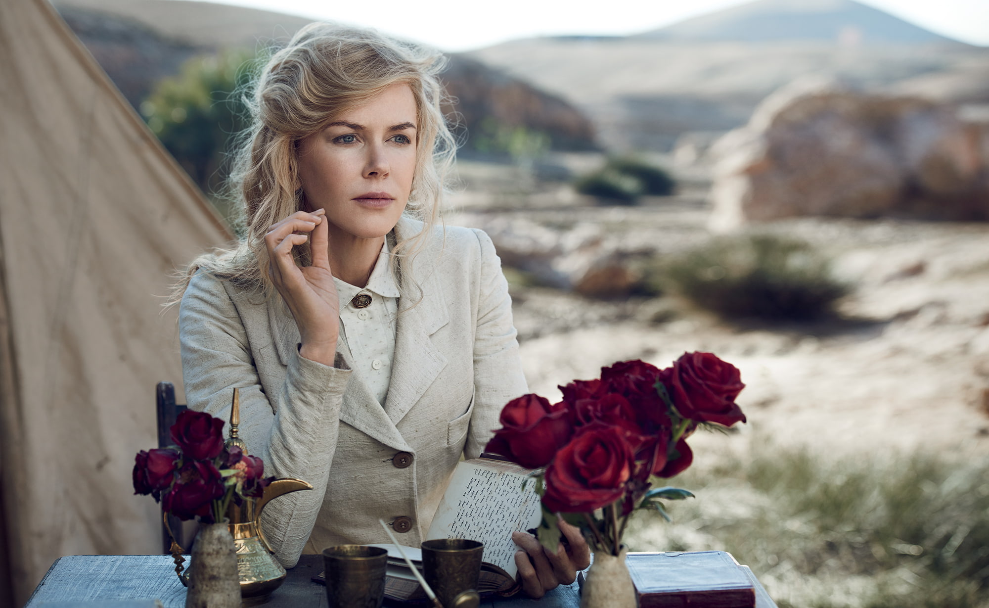 at the table, costume, 2015, journal, Peter Lindbergh, roses, photoshoot, sitting, actress, blonde, Vogue, nature, photographer, 1080P, Nicole Kidman, HD Wallpaper