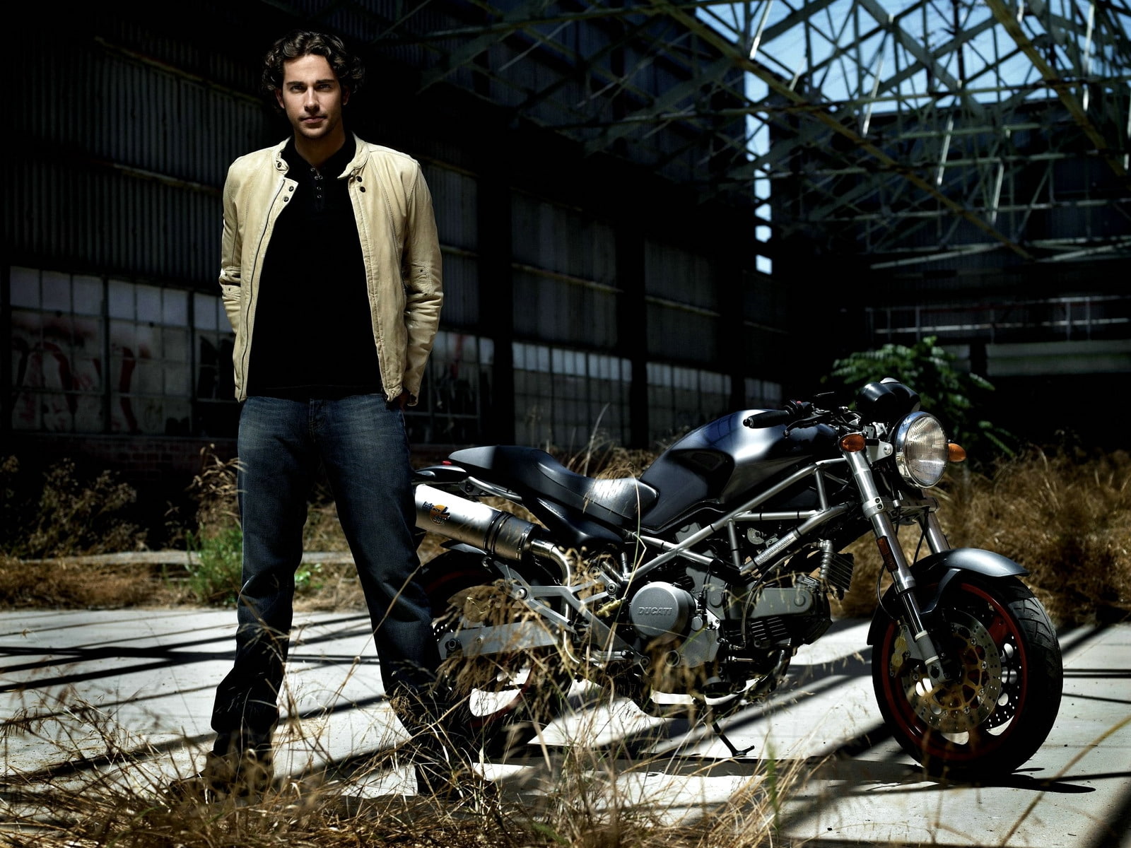 levi, motorcycle, hair, zachary, 720P, black, HD Wallpaper