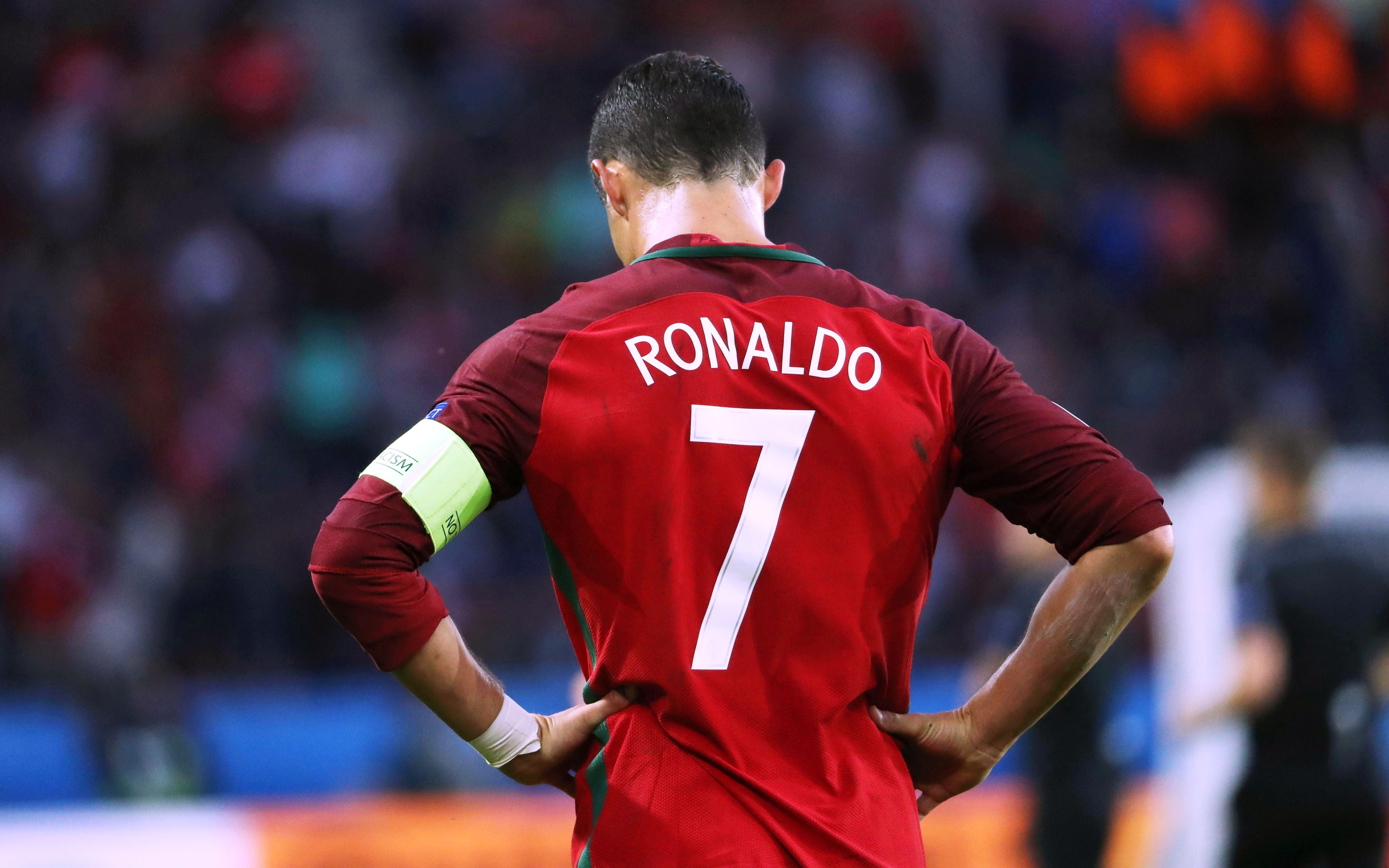 rear view, match - sport, Football, sport, cristiano, sports uniform, focus on foreground, adult, red, athlete, clothing, young adult, text, waist up, one person, HD Wallpaper