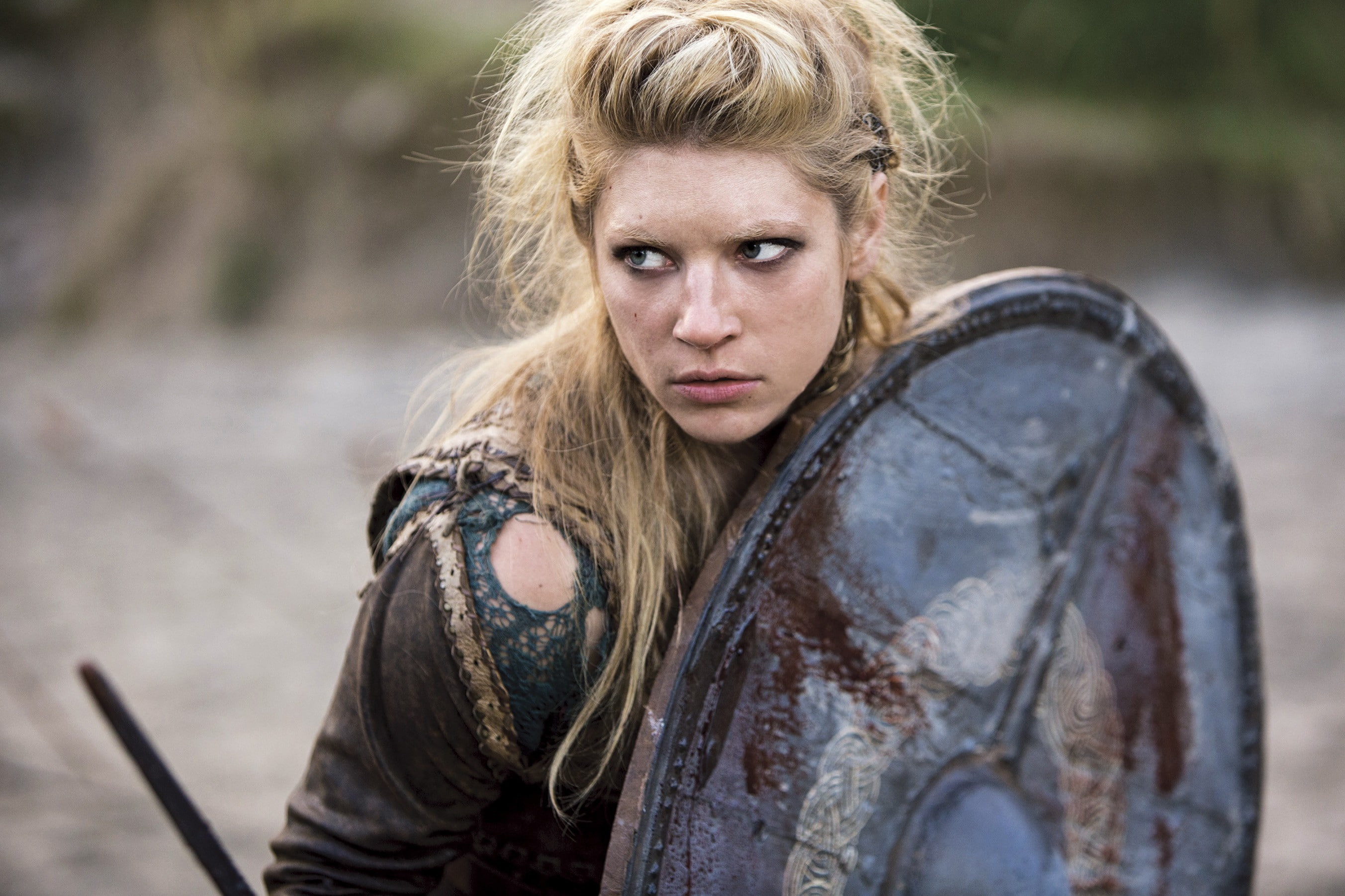 blonde, Katheryn Winnick, Vikings (TV series), shield, 2K, actress, Lagertha Lothbrok, Vikings, warrior, women, HD Wallpaper