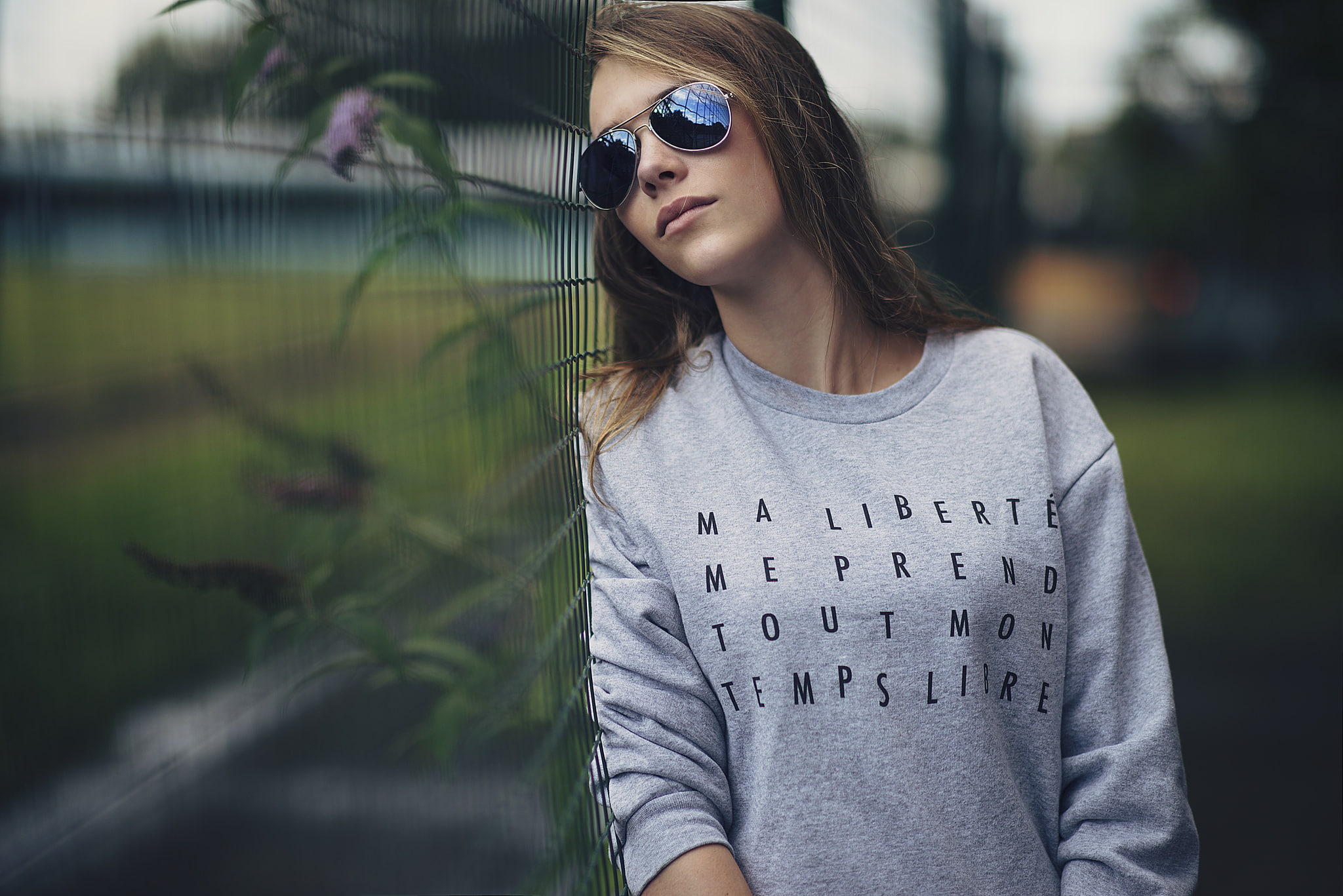 glasses, one person, 1080P, front view, sunglasses, hairstyle, leisure activity, standing, young women, teenager, women, long hair, real people, fashion, HD Wallpaper
