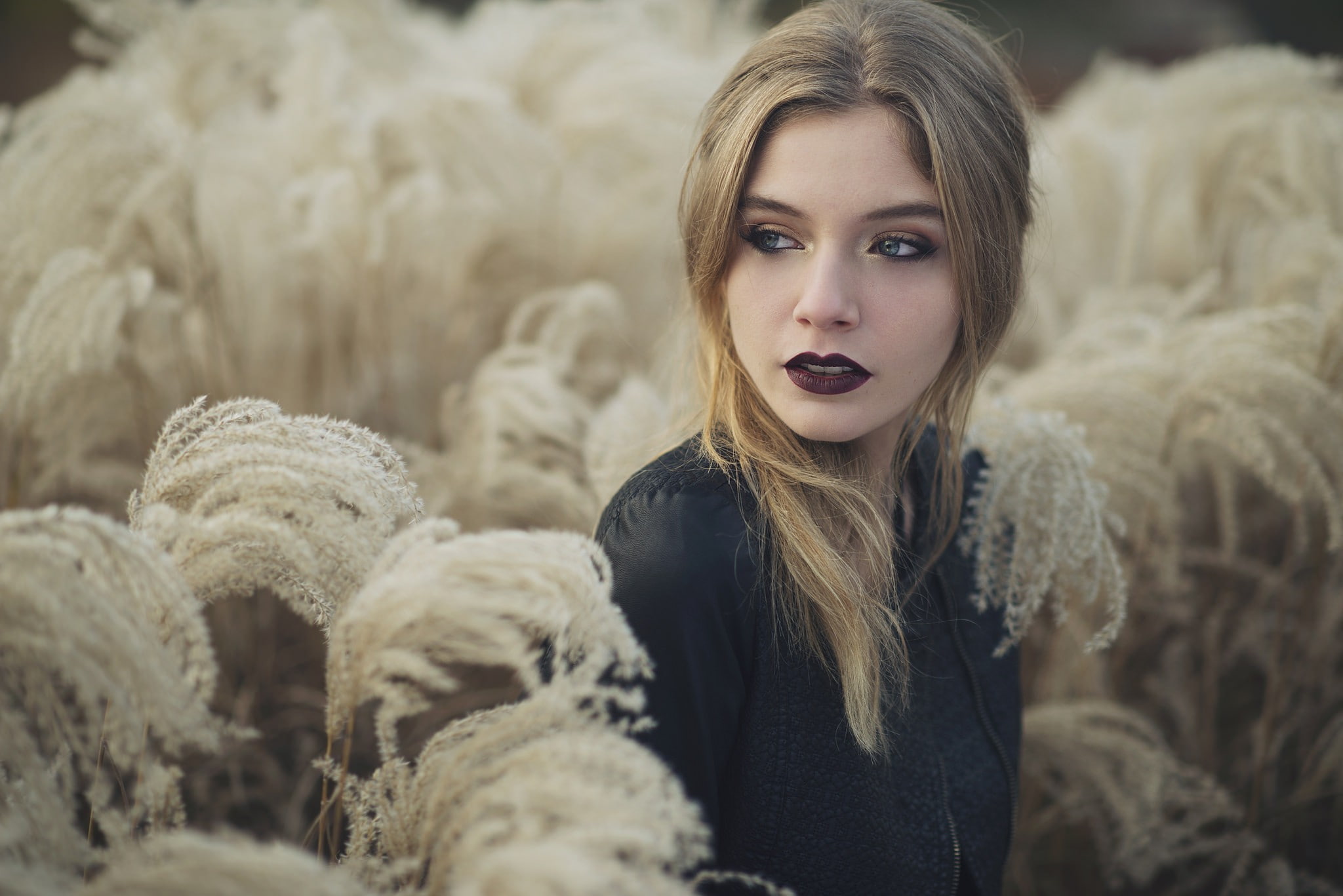 Anastasia Vervueren, lipstick, brunette, looking away, women, blue eyes, field, 1080P, women outdoors, HD Wallpaper
