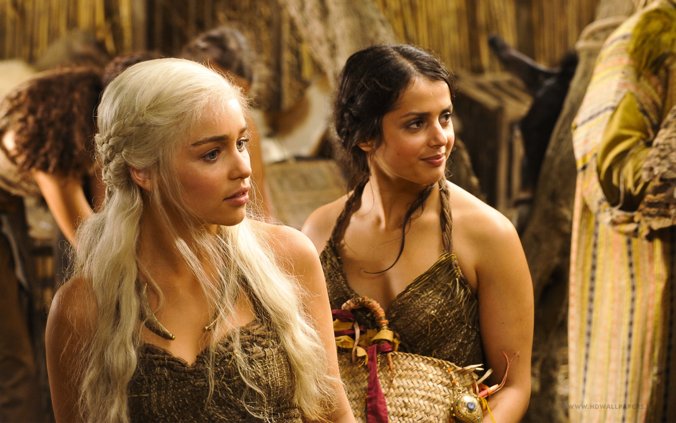 adult, 2K, Season, long hair, beauty, Daenerys, fashion, standing, blond hair, hairstyle, people, beautiful woman, Targaryen, hair, young women, dress, HD Wallpaper