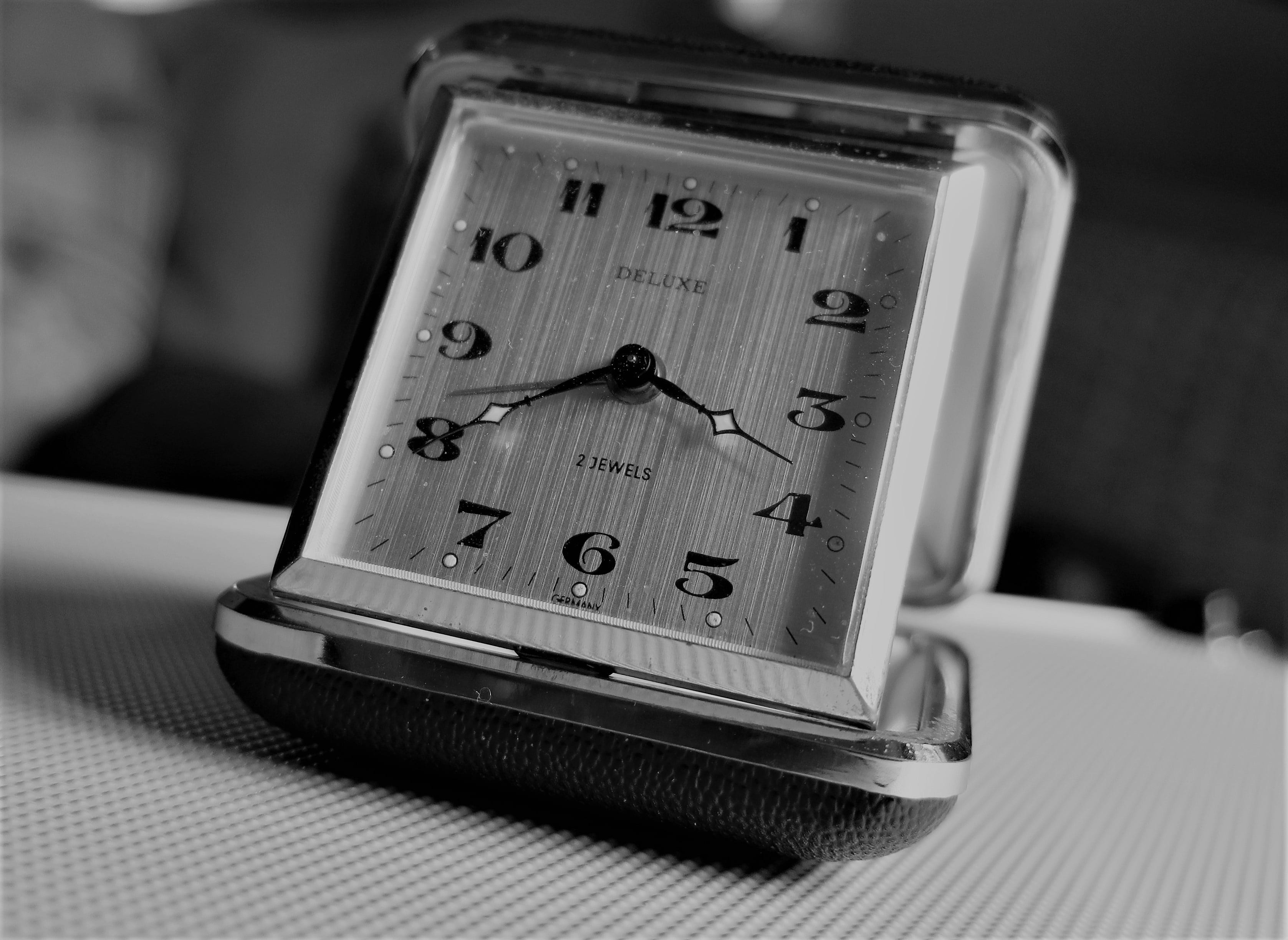 equipment, 2K, minute, watches, communication, indoors, winter time, number, arts culture and entertainment, winter time change, clock, alarm clock, uhrumstellung, HD Wallpaper