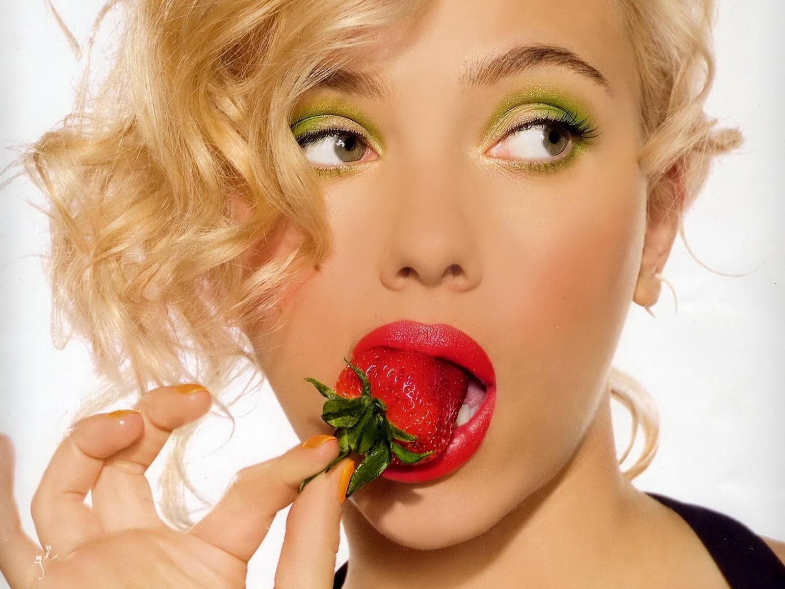 blonde, bangs, makeup, eyeshadow, face, fruit, 720P, women, open mouth, HD Wallpaper