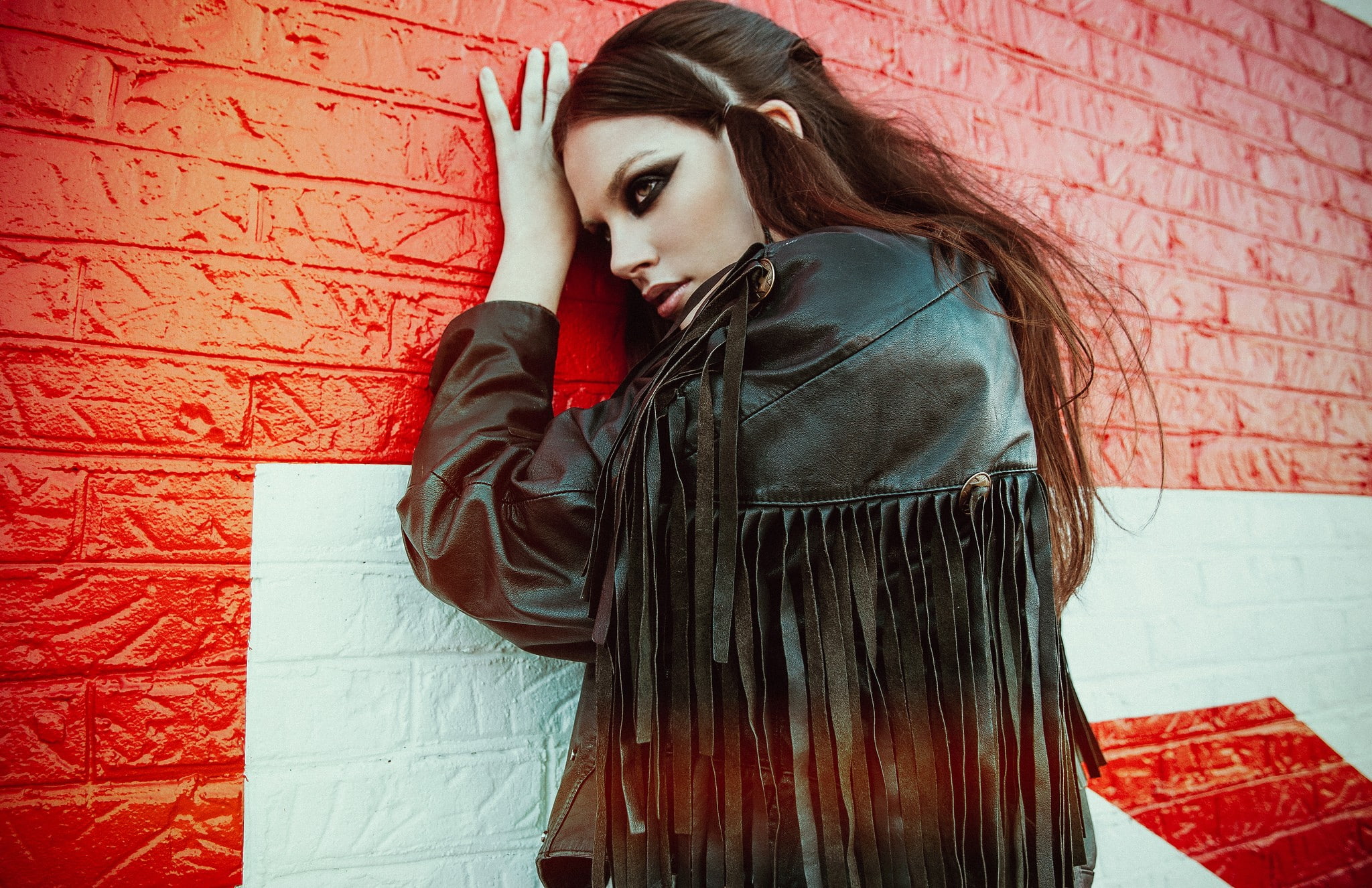 eyeshadow, women, brunette, looking away, leather jackets, 1080P, HD Wallpaper