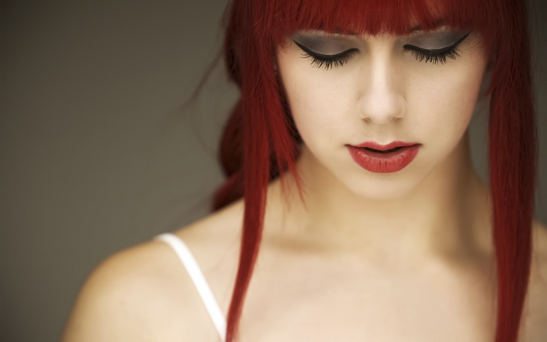 redhead, women, 1080P, open mouth, closed eyes, simple background, face, eyeshadow, model, HD Wallpaper